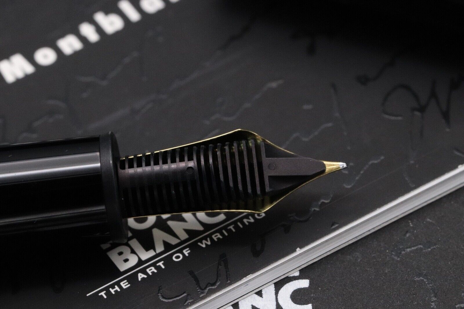 Montblanc Meisterstuck 149 Gold-Coated Fountain Pen image 3