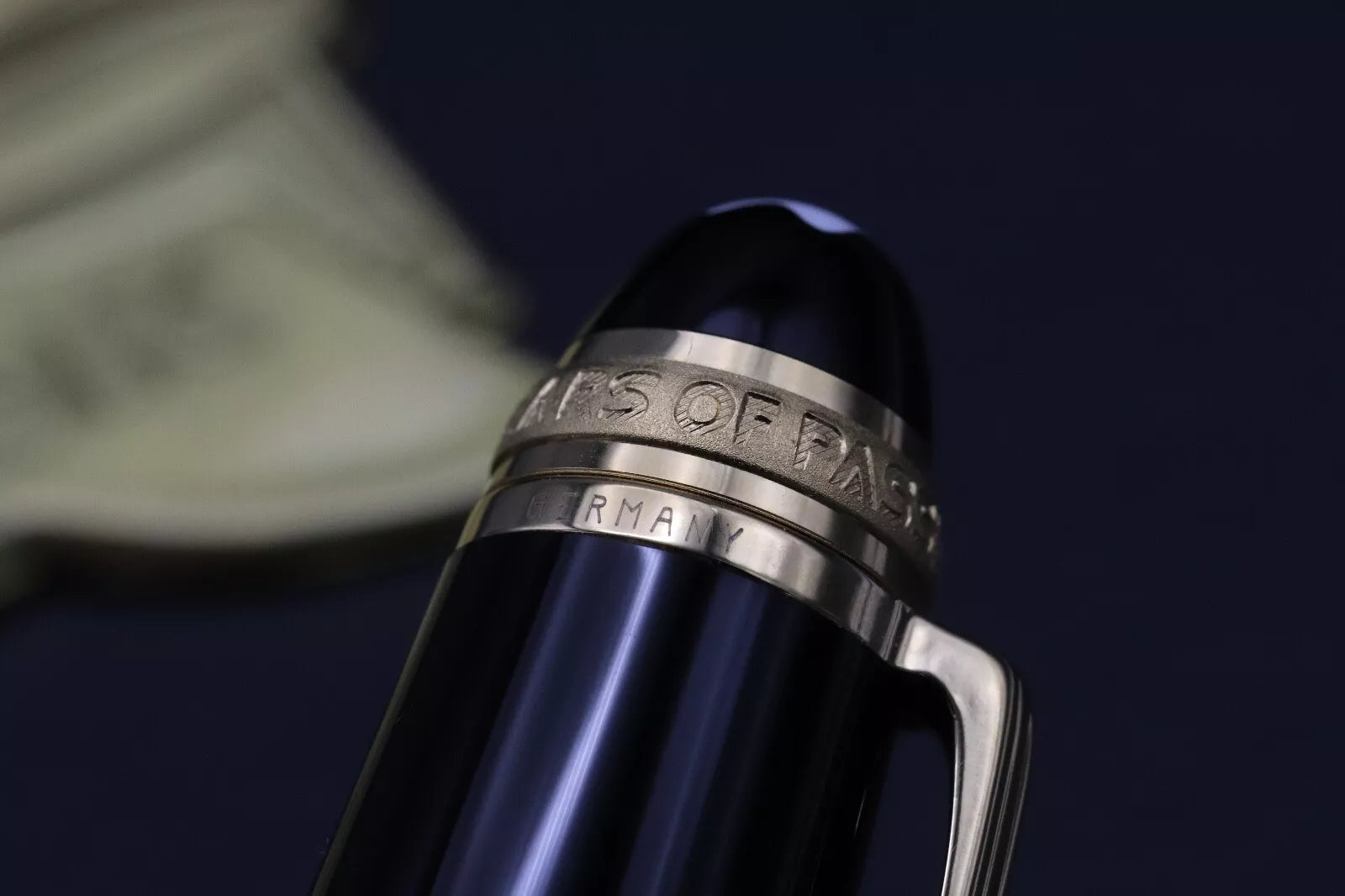 Montblanc Meisterstuck 147 Traveller 75th Anniversary SE Fountain Pen image 7