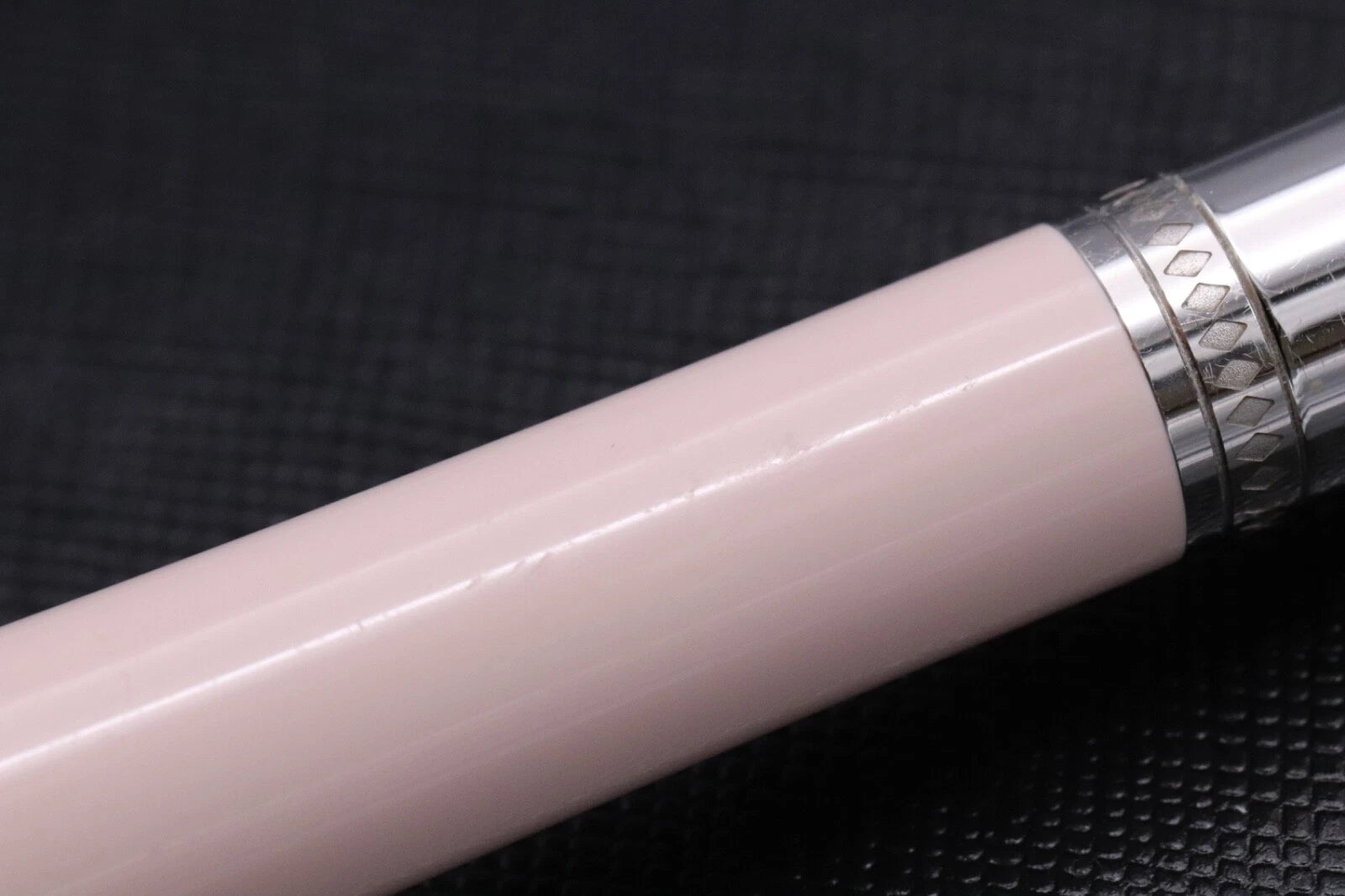 Montblanc Muses Poudre Special Edition Rollerball / Fineliner Pen image 5