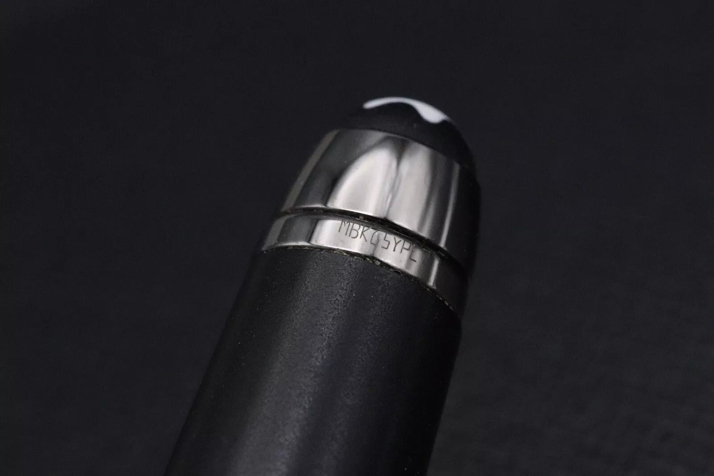 Montblanc Meisterstuck Classique Ultra Black Rollerball / Fineliner Pen image 3