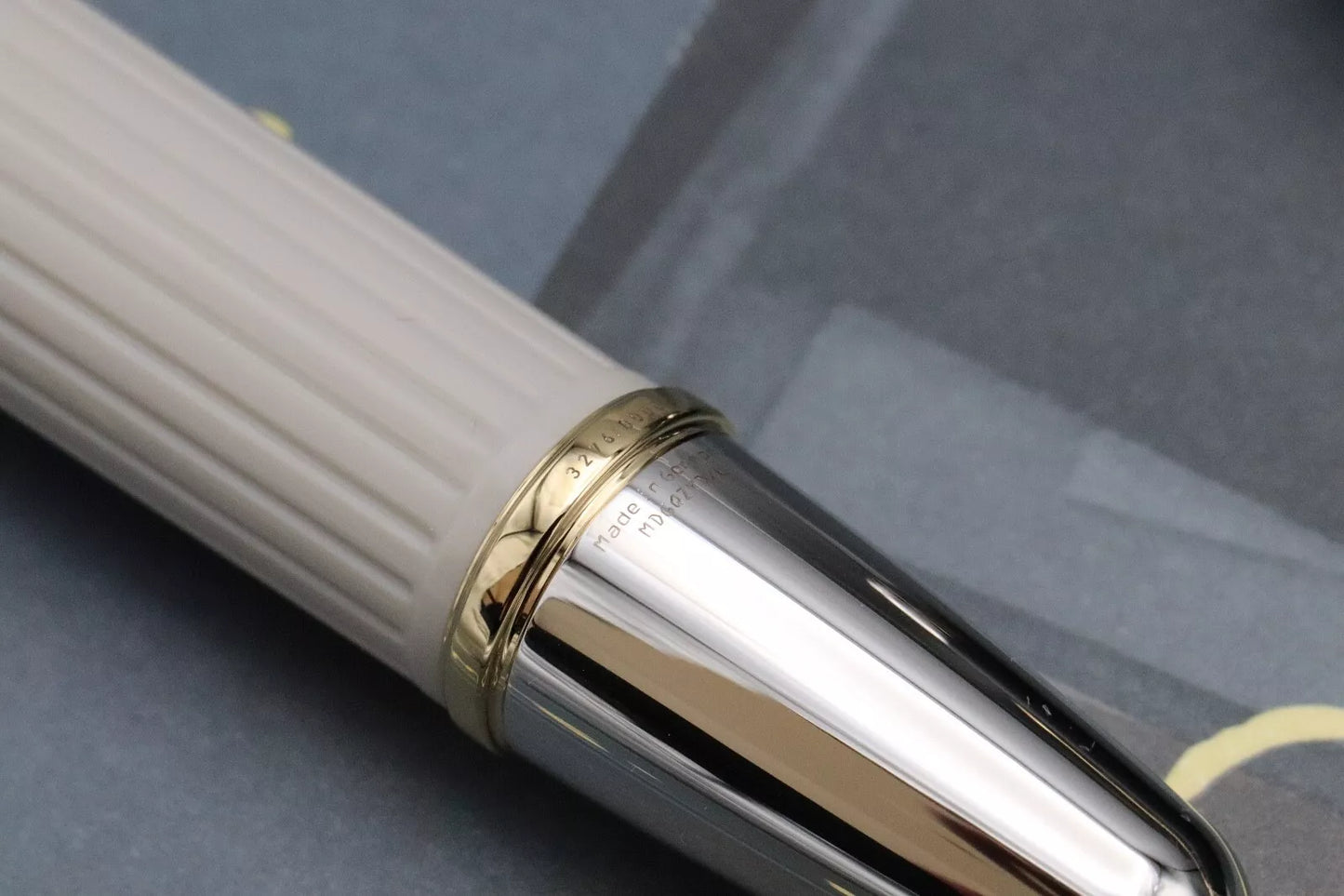 Montblanc Writers Edition Jane Austen Fountain Pen - UNUSED image 5