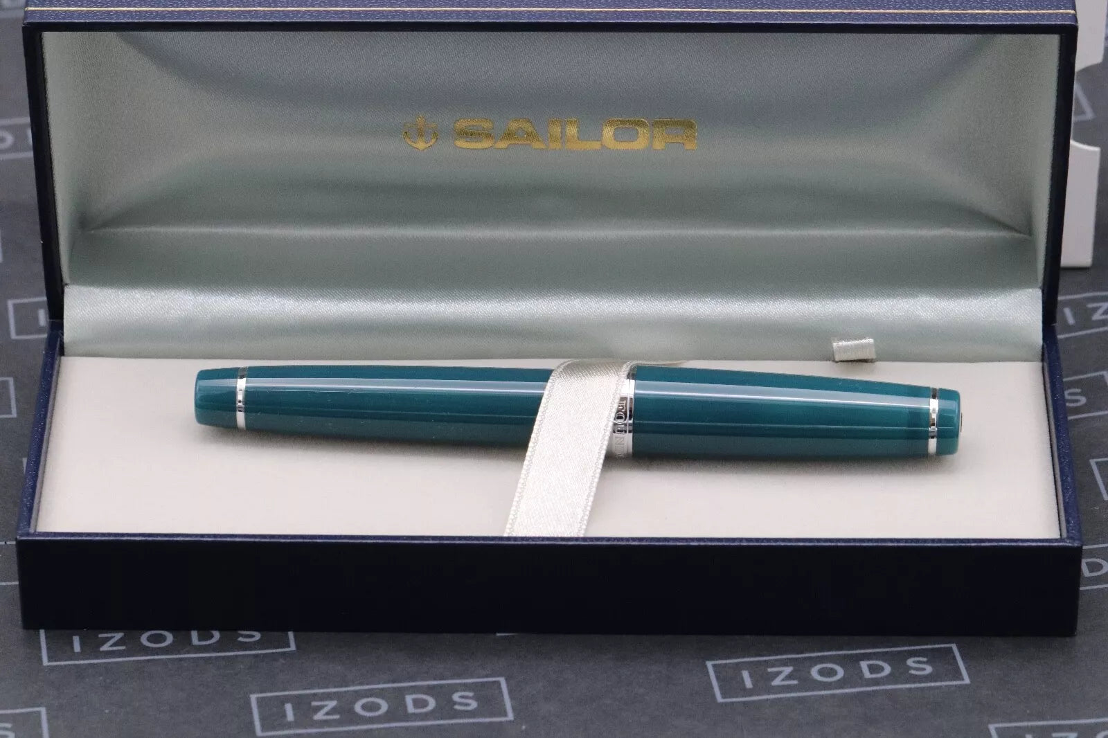 Sailor Pro Gear Ocean Fountain Pen image 2