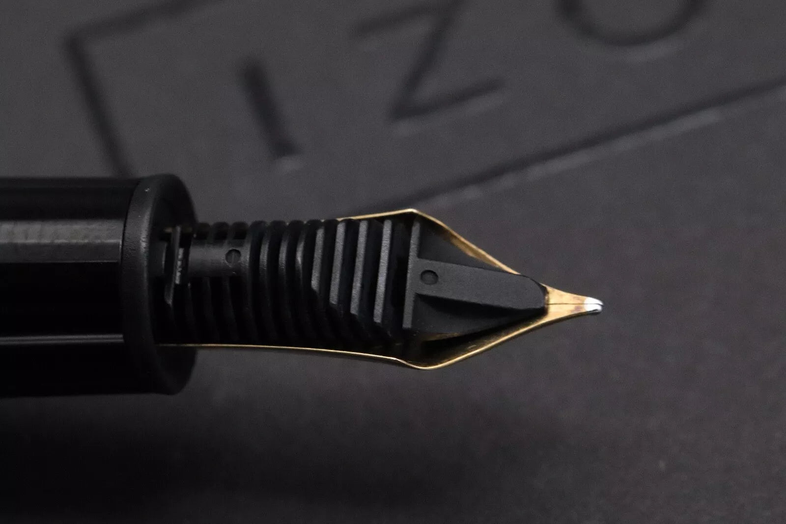 Montblanc Meisterstuck 146 LeGrand Gold Coated Fountain Pen - 1991-92 - OM Nib image 5