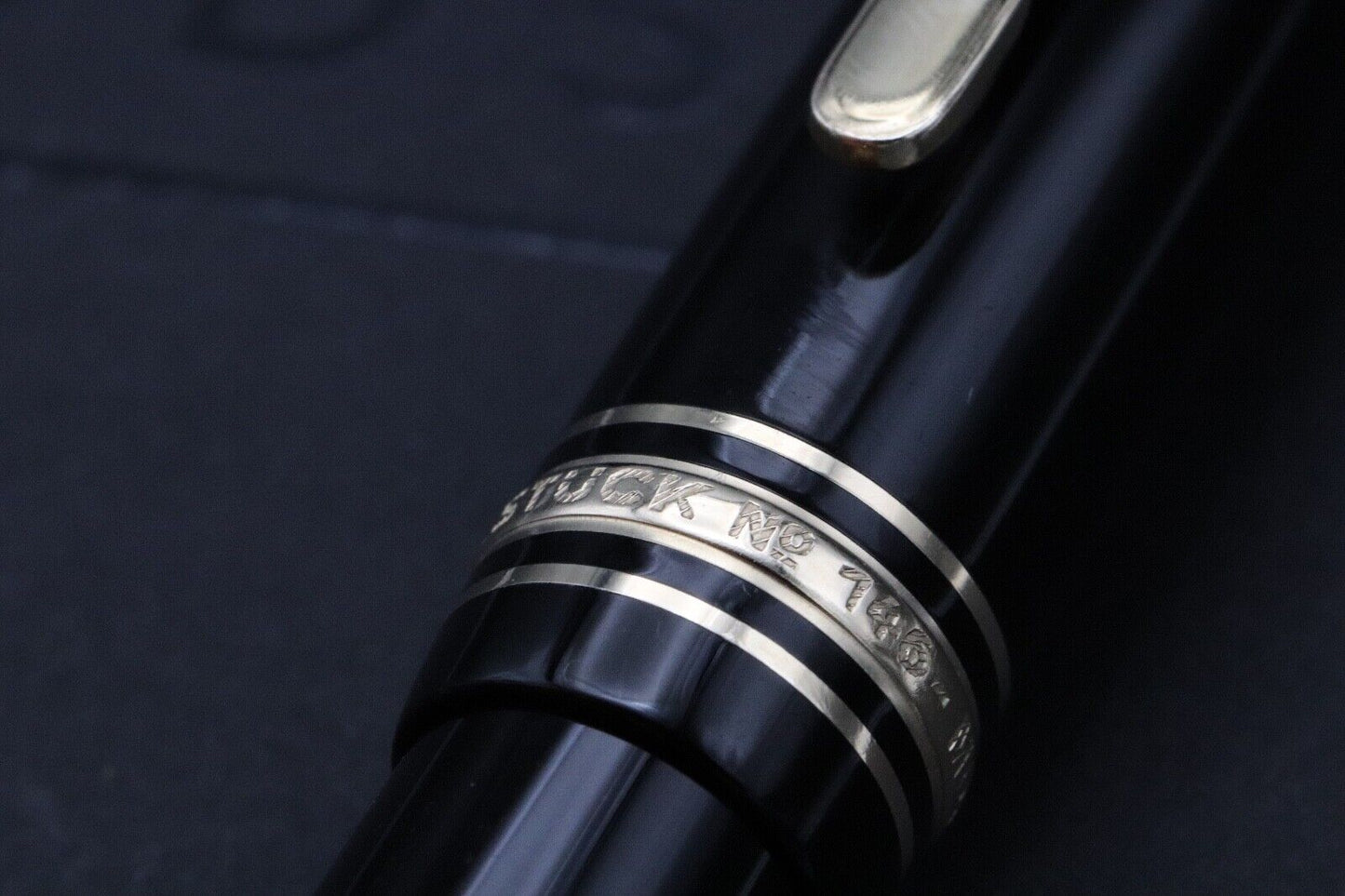 Montblanc Meisterstuck 146 LeGrand Gold Coated Fountain Pen - 14c Monotone Nib image 4