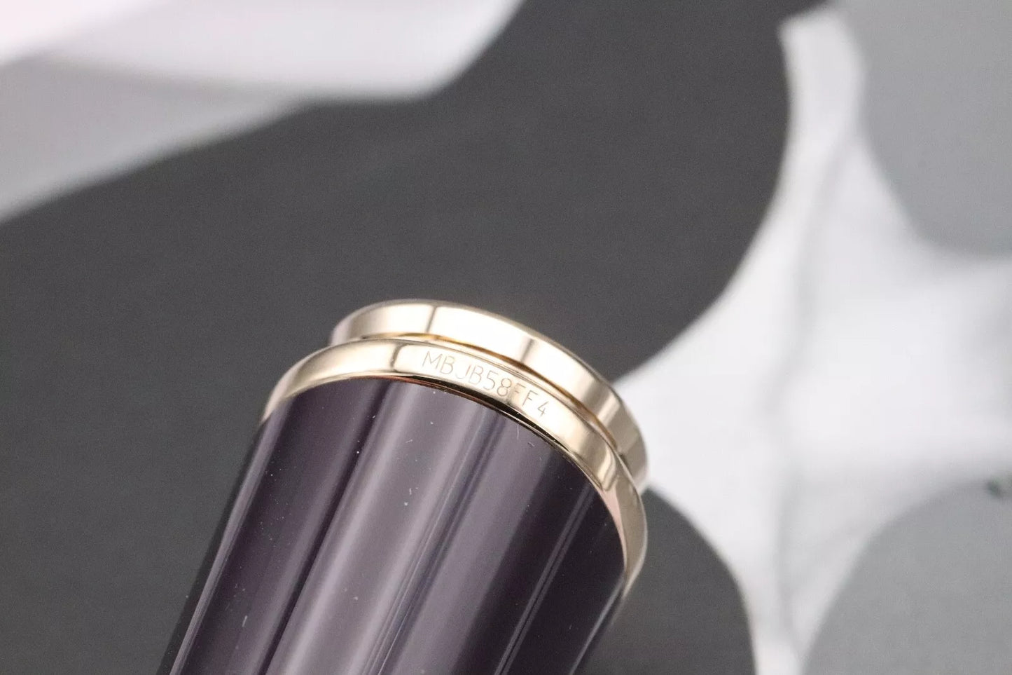Montblanc Princesse Grace de Monaco Purple Fountain Pen - UNUSED image 7