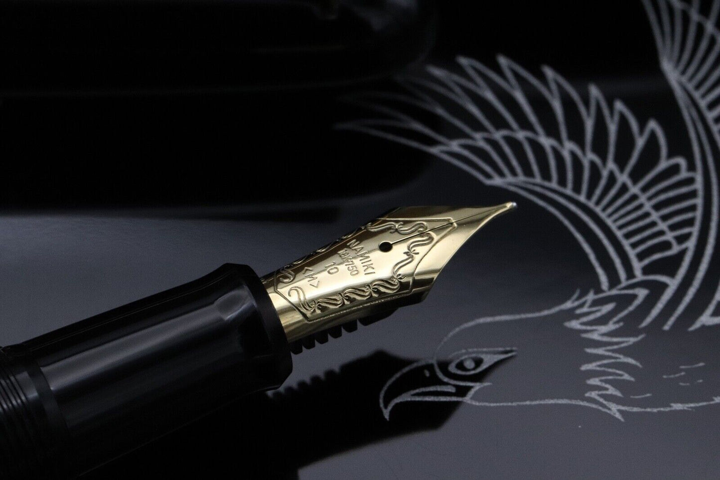 Namiki Bald Eagle Limited Edition Maki-e Fountain Pen image 2