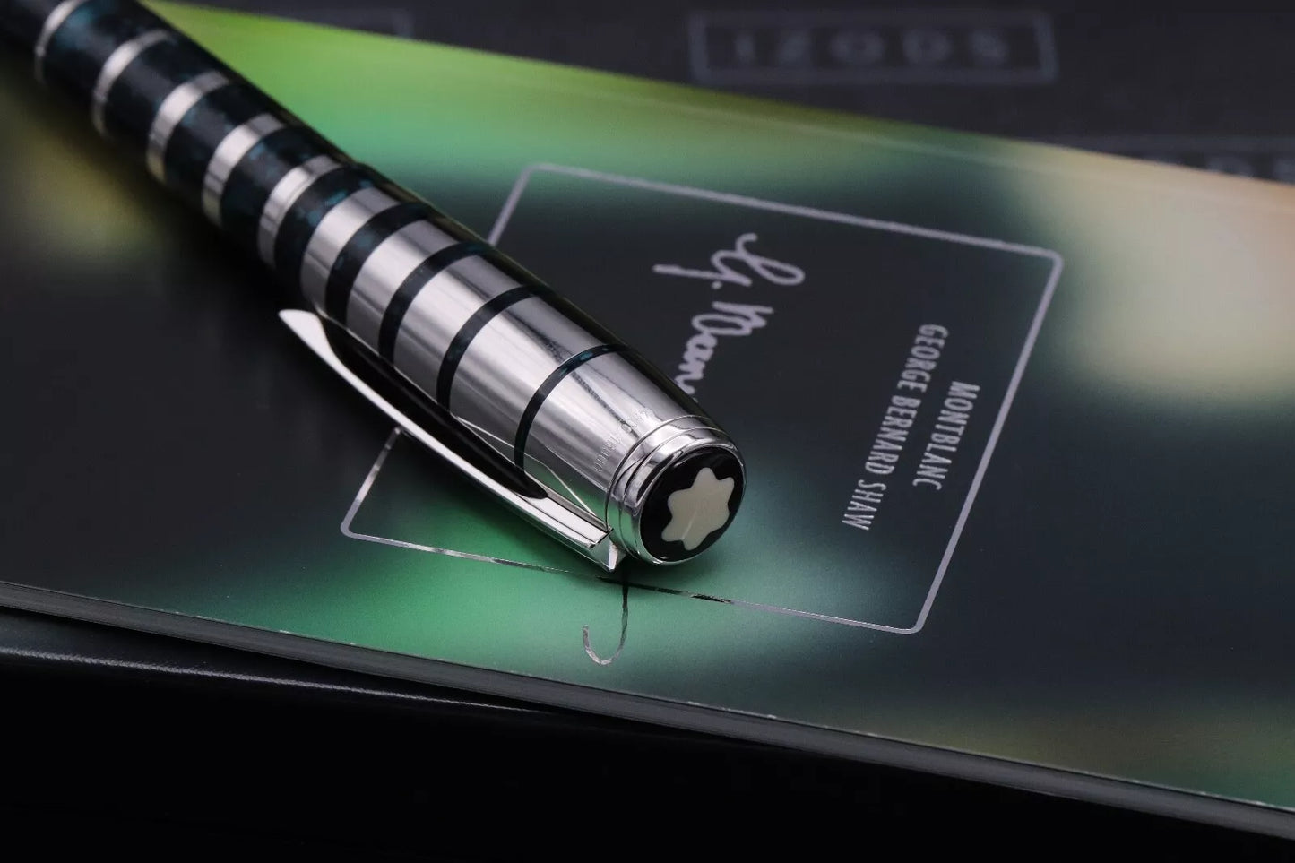Montblanc Writers Edition George Bernard Shaw Fountain Pen – UNUSED image 7