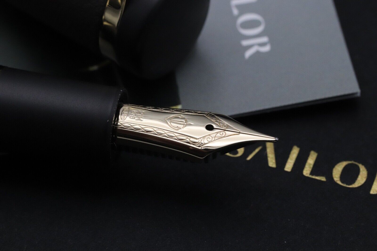 Sailor Ebonite Sculpture Yogazsumi Fountain Pen - UNUSED image 2