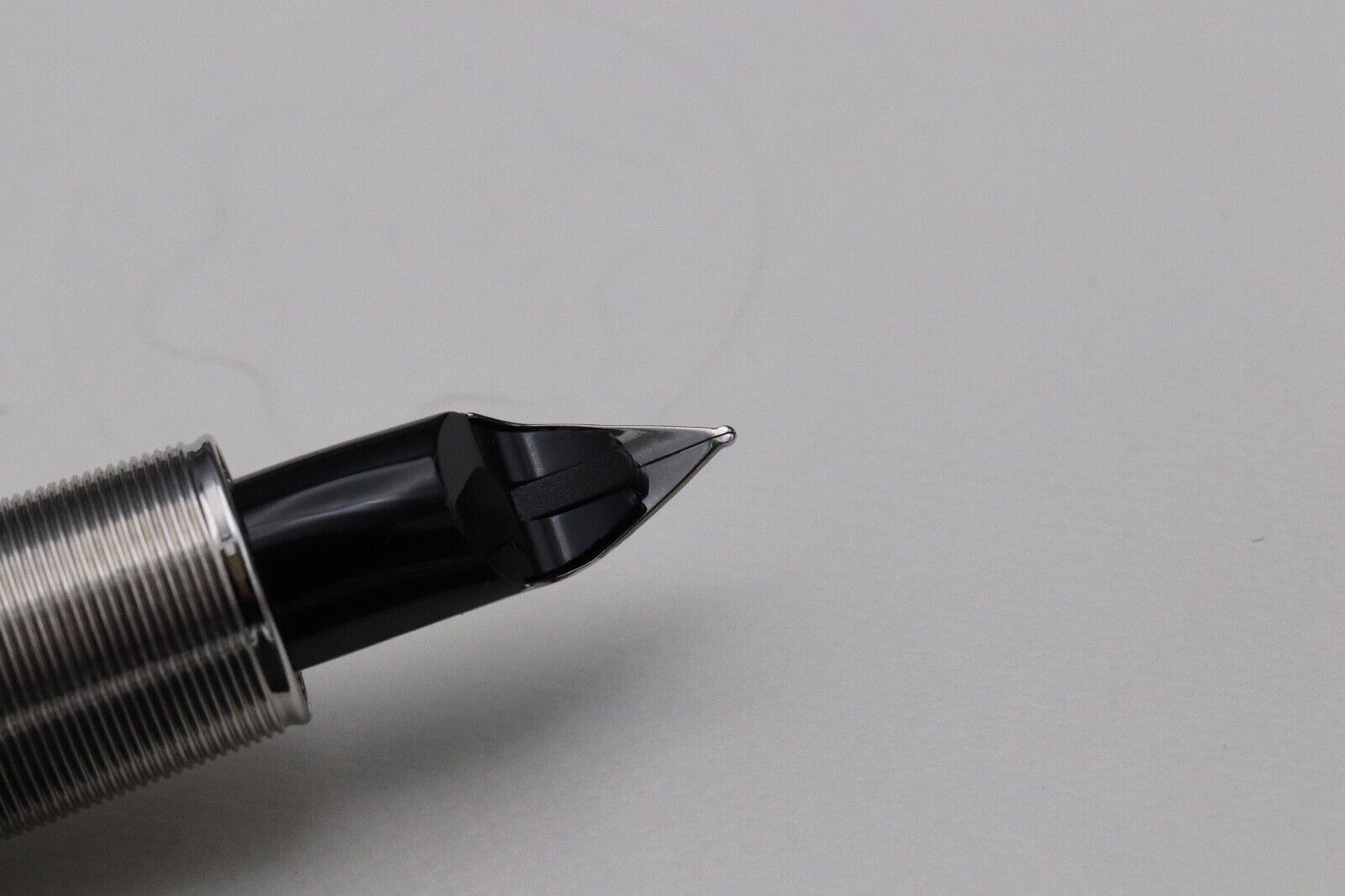 Montblanc M Marc Newson RED Fountain Pen - UNUSED image 4