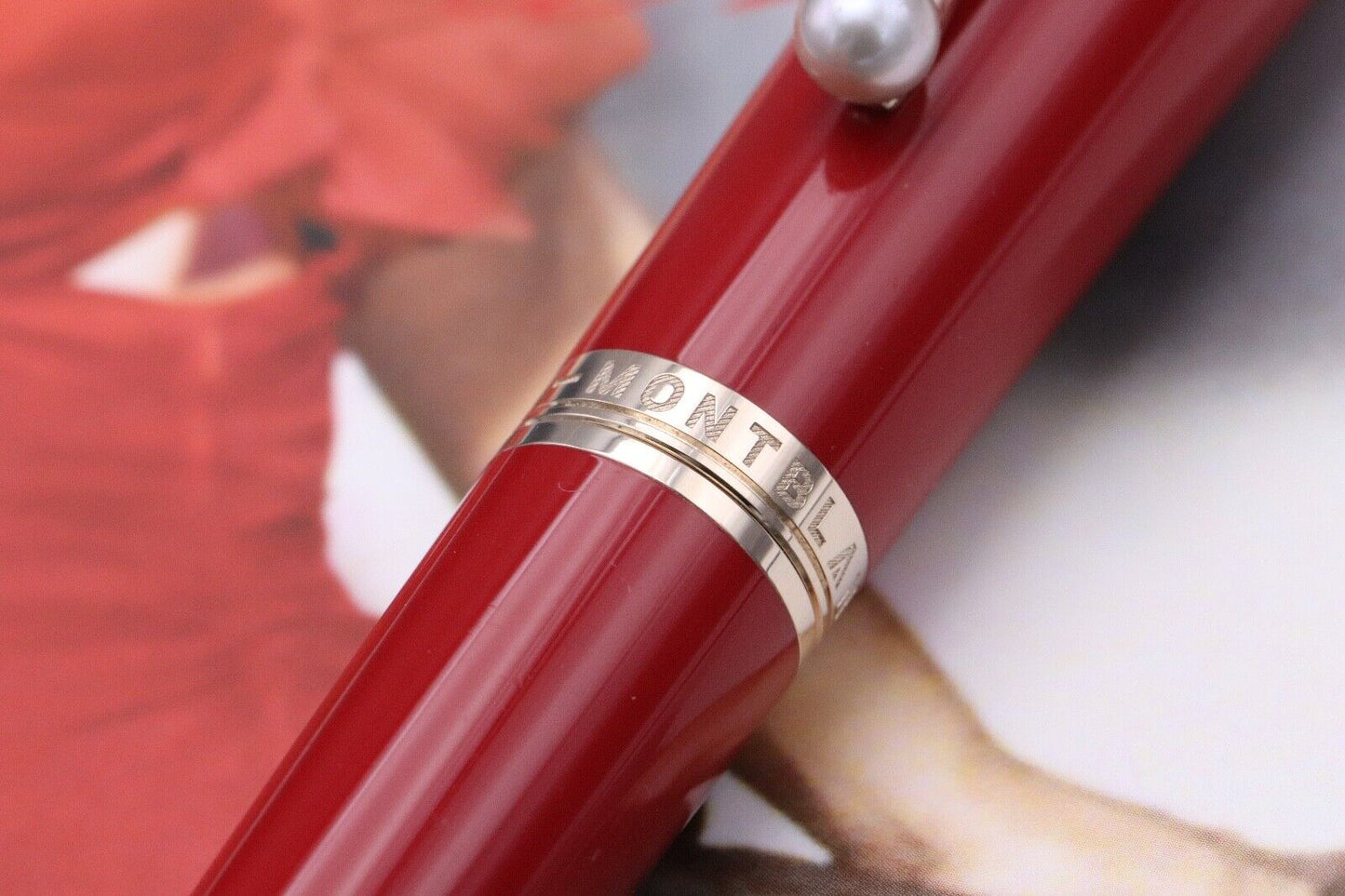 Montblanc Muses Marilyn Monroe Red Ballpoint Pen image 2