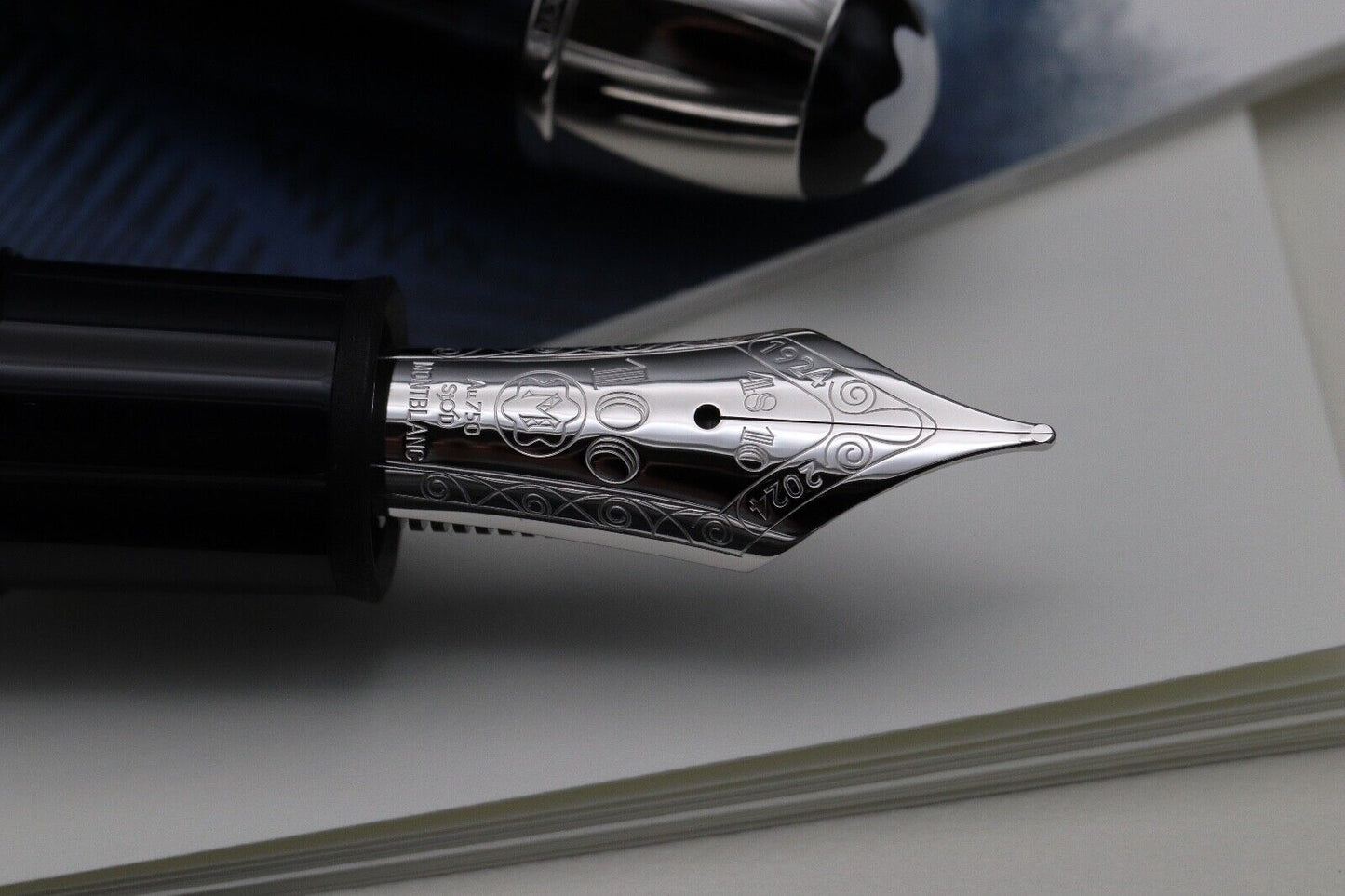 Montblanc Meisterstuck 149 'The Origin Collection' Black Fountain Pen - UNUSED image 2