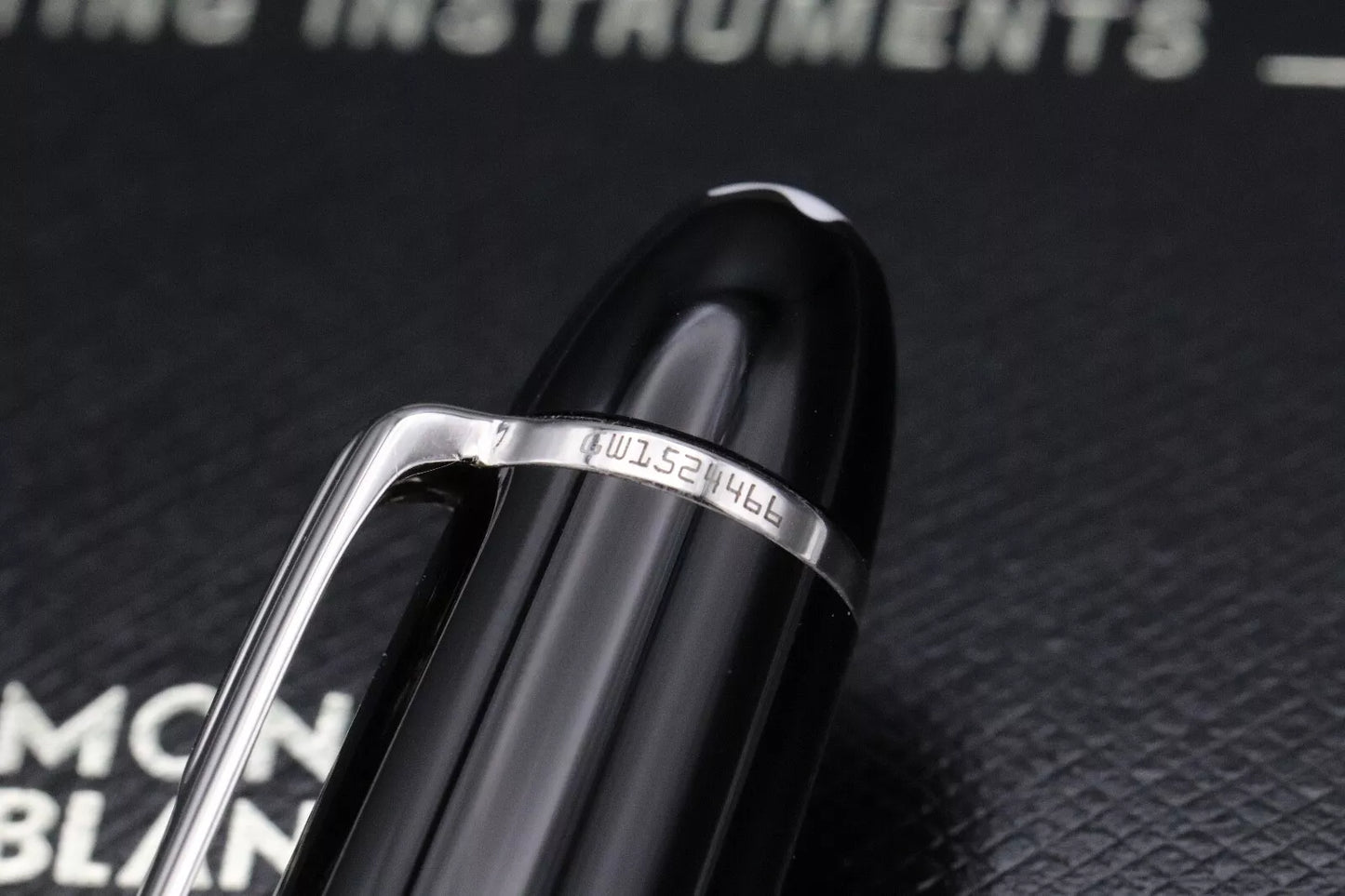 Montblanc Meisterstuck 146 LeGrand Platinum-Coated Fountain Pen image 5