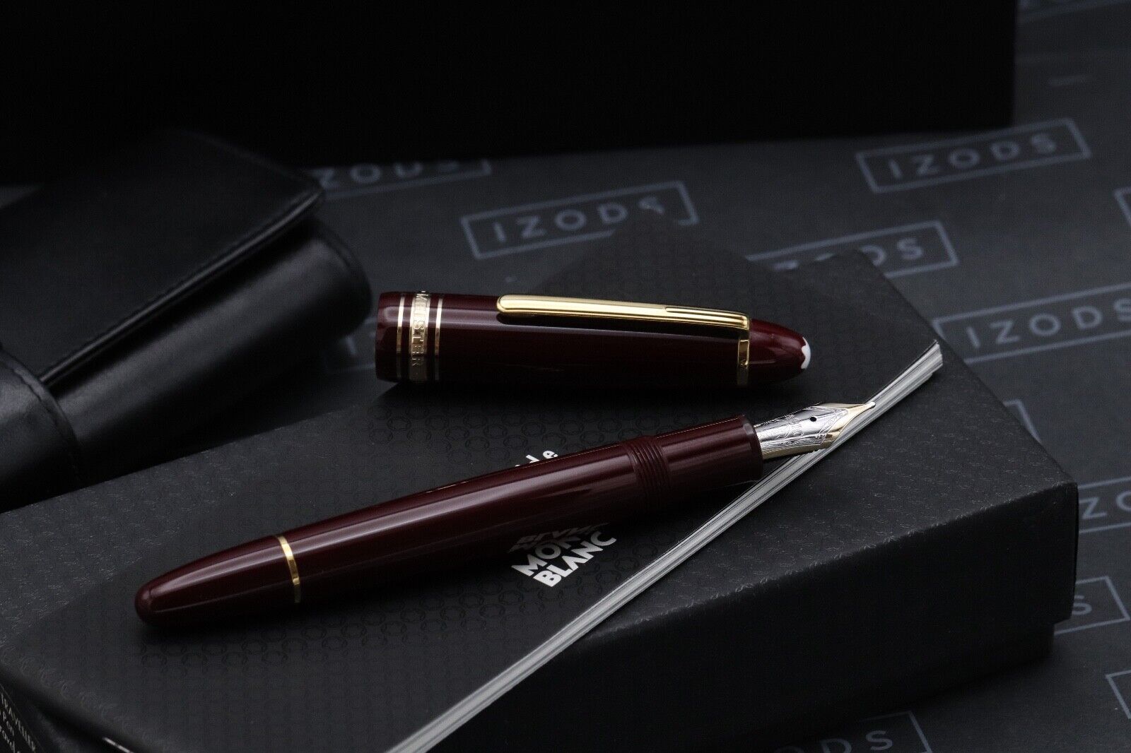 Montblanc Meisterstuck 147 Traveller Bordeaux Fountain Pen with Pouch image 1