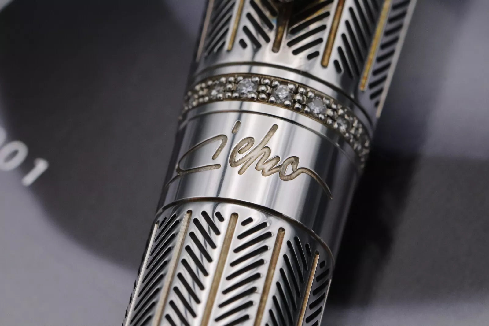 Montblanc Muses Marlene Dietrich Commemoration Edition Fountain Pen - UNUSED image 5