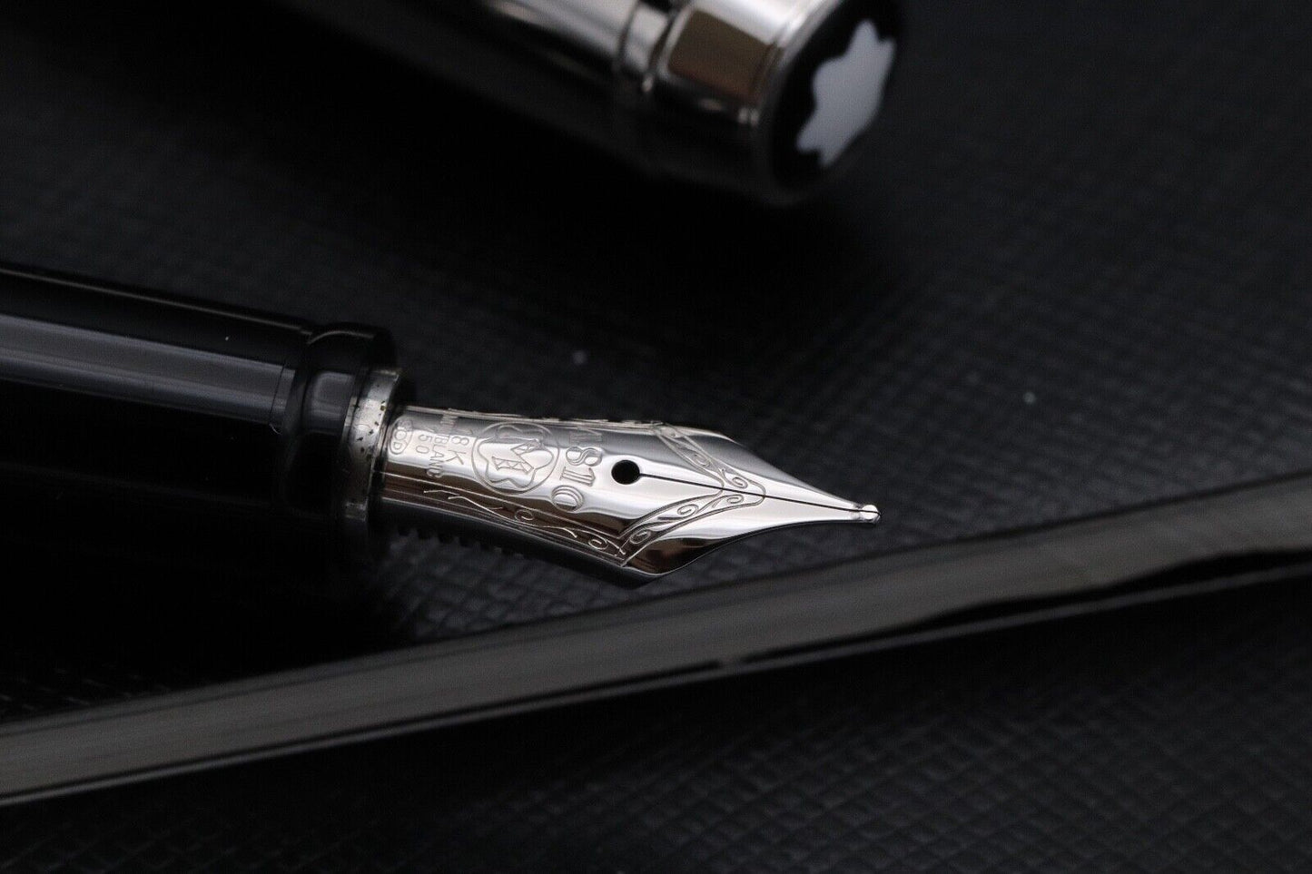 Montblanc Boheme Doue Platinum Plated Fountain Pen image 2