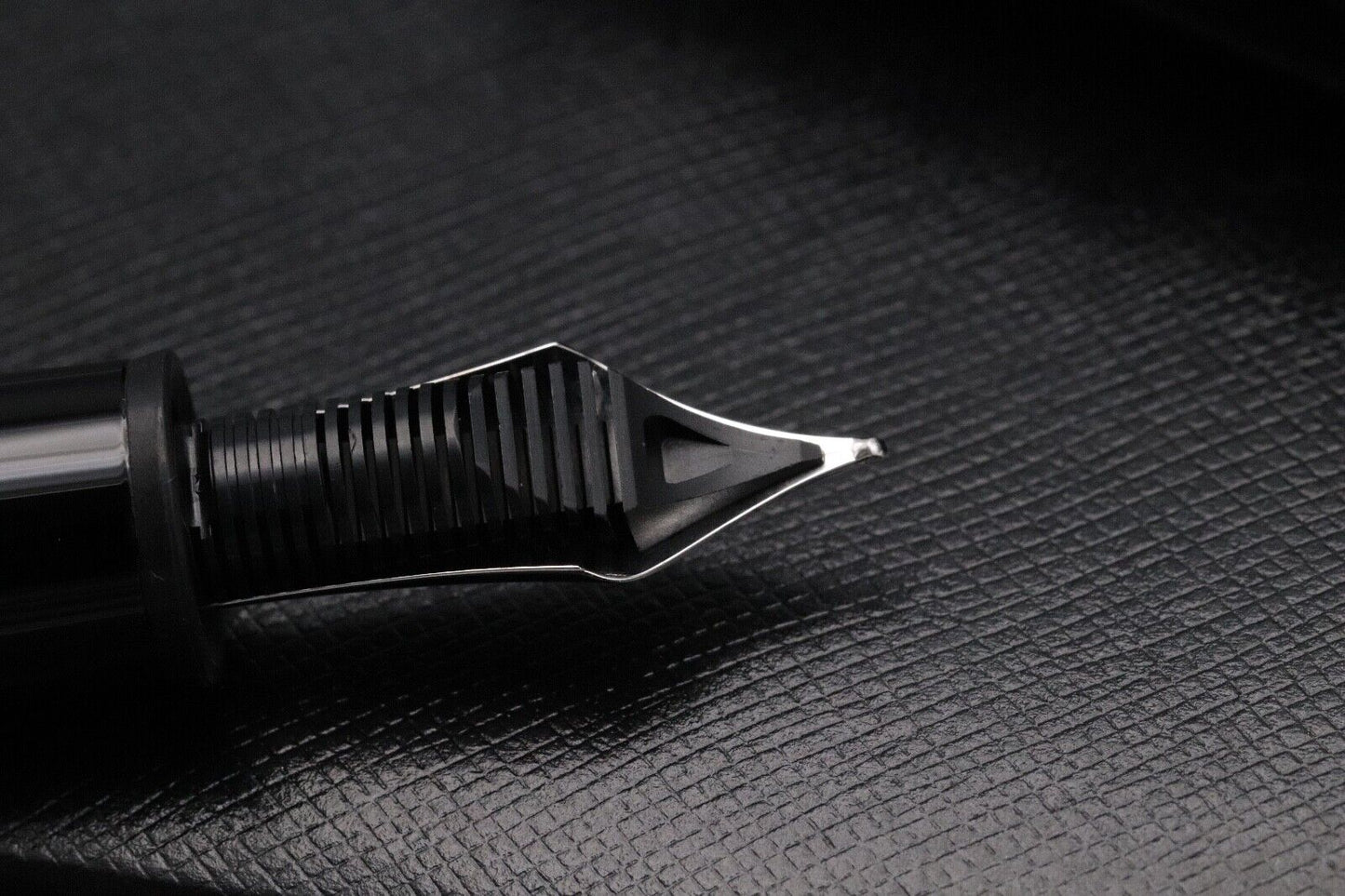 Montblanc Meisterstuck 149 Platinum-Coated Fountain Pen image 3