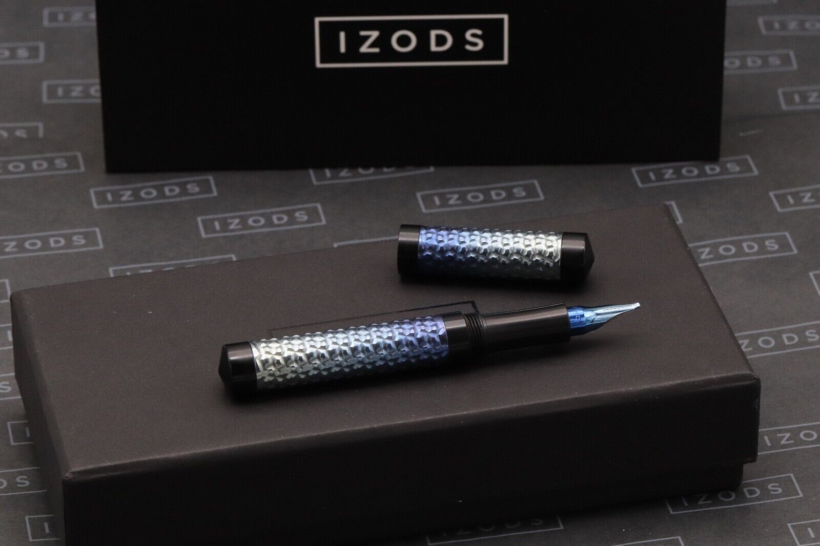 Schon DSGN Titanium Shell Fountain Pen - Stub Monoc Nib image 0