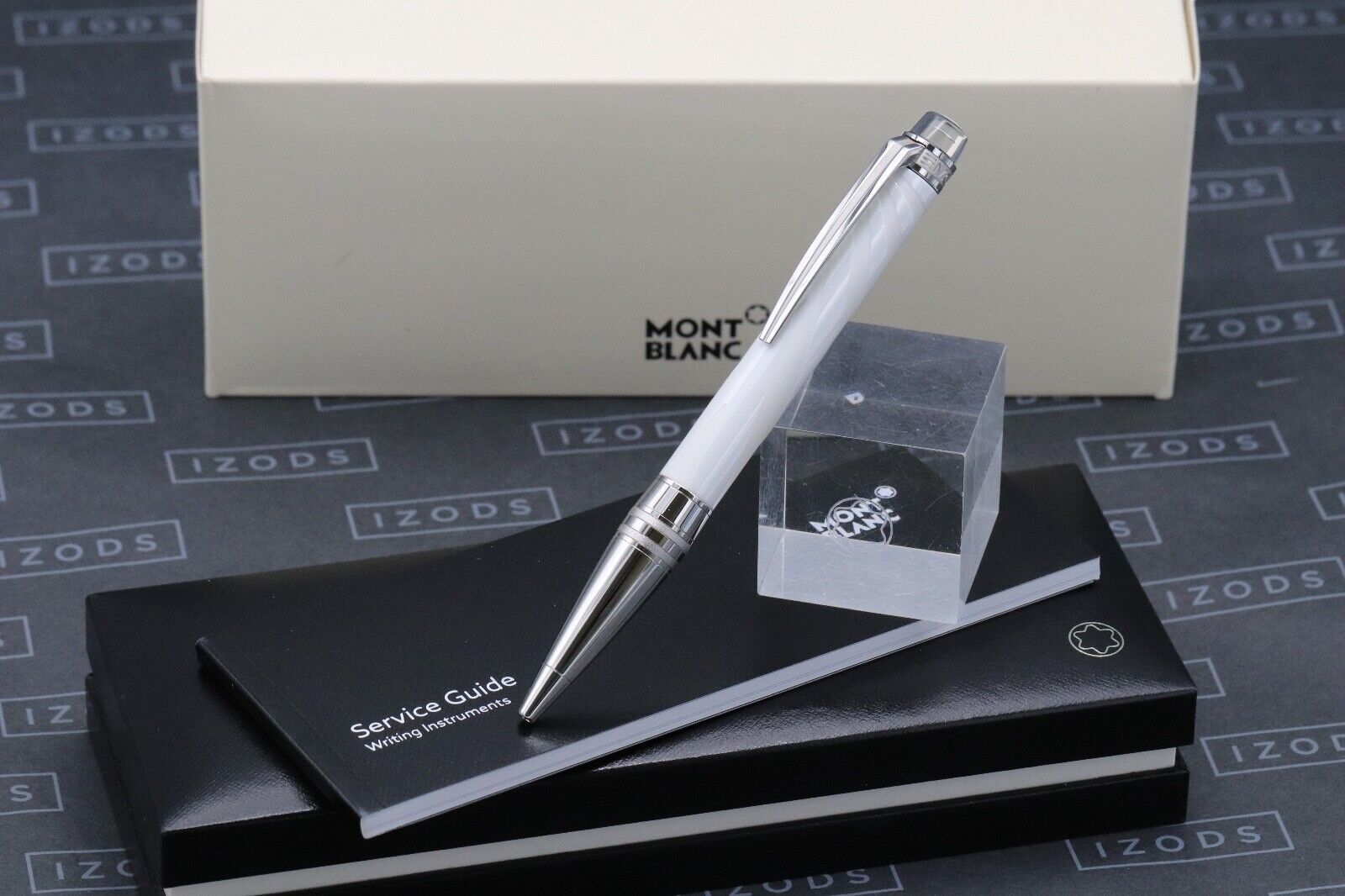 Montblanc Starwalker White Ceramics Ballpoint Pen image 0