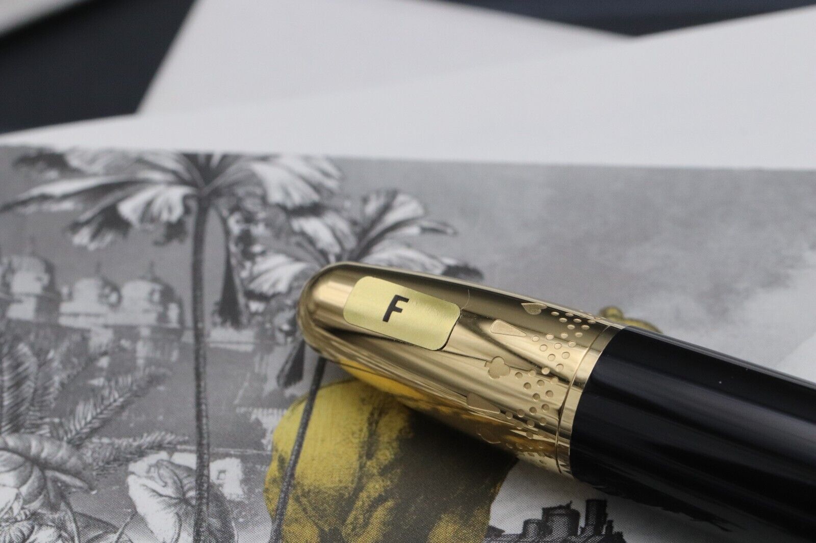 Montblanc Meisterstuck LeGrand Around The World in 80 Days Fountain Pen - UNUSED image 3