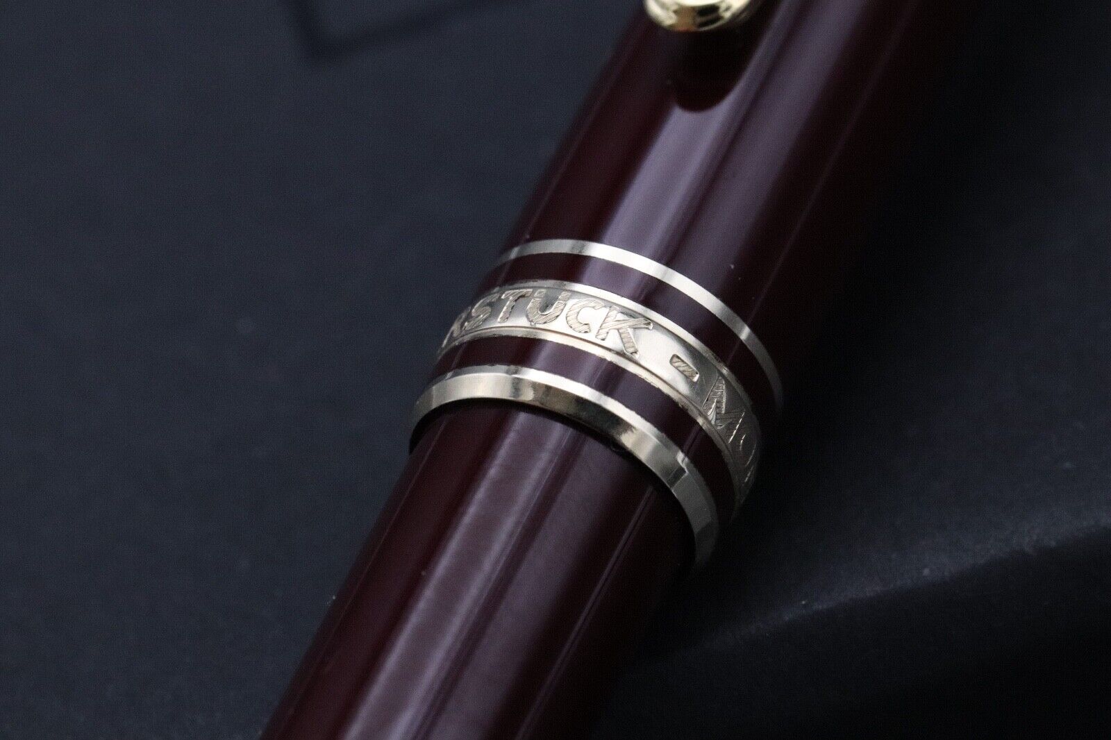 Montblanc Meisterstuck 164 Classique Bordeaux Ballpoint Pen image 2