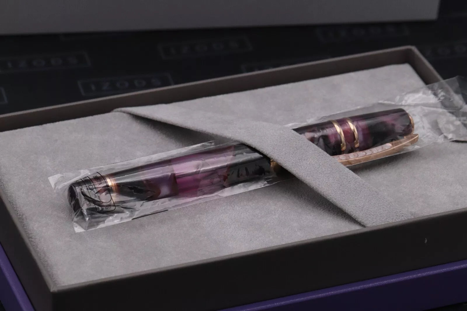 Visconti Homo Sapiens Iris Garden LE388 Fountain Pen - UNUSED image 7