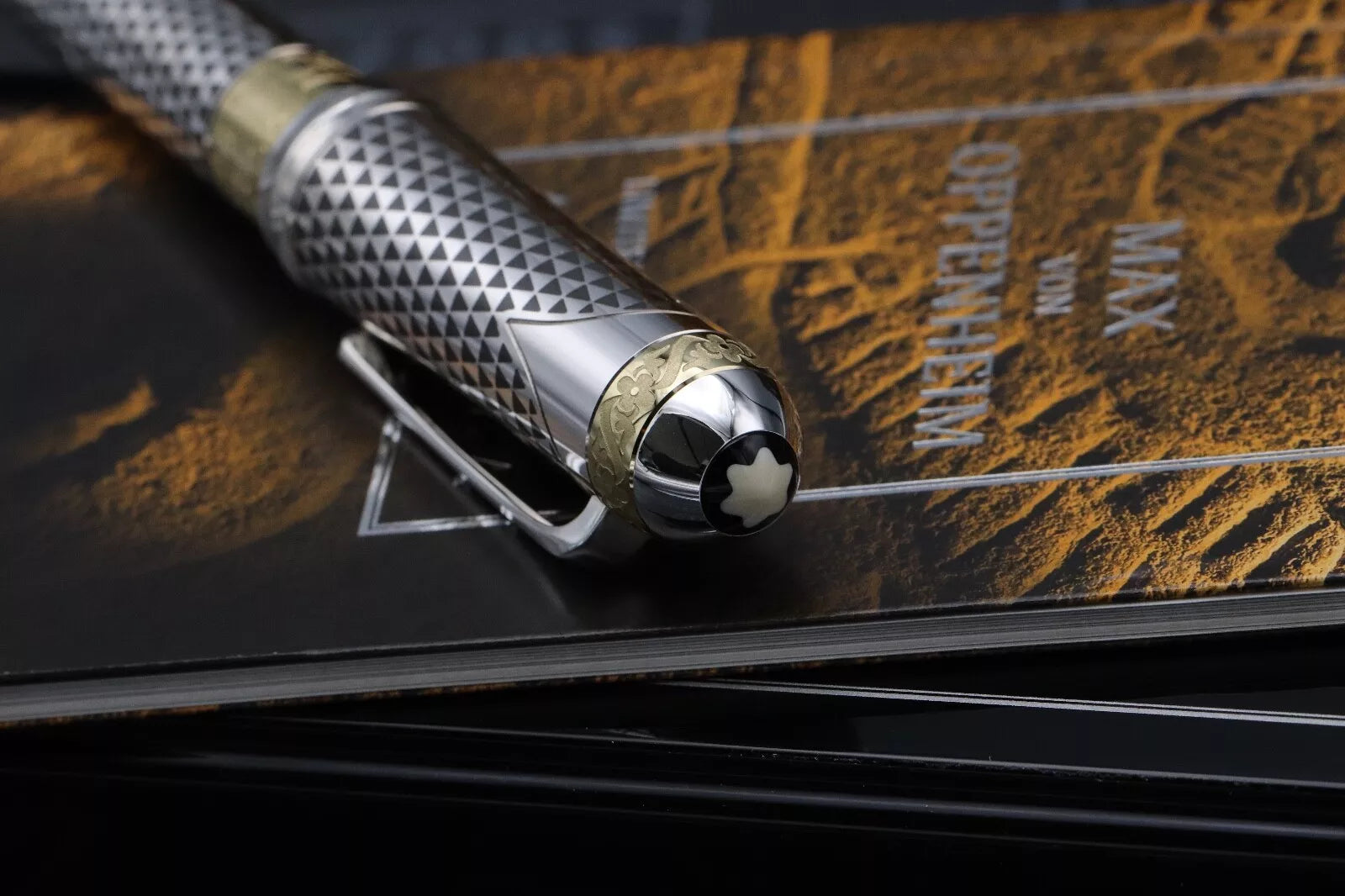 Montblanc Patron Of Art Max von Oppenheim 4810 Fountain Pen - NEVER INKED image 7