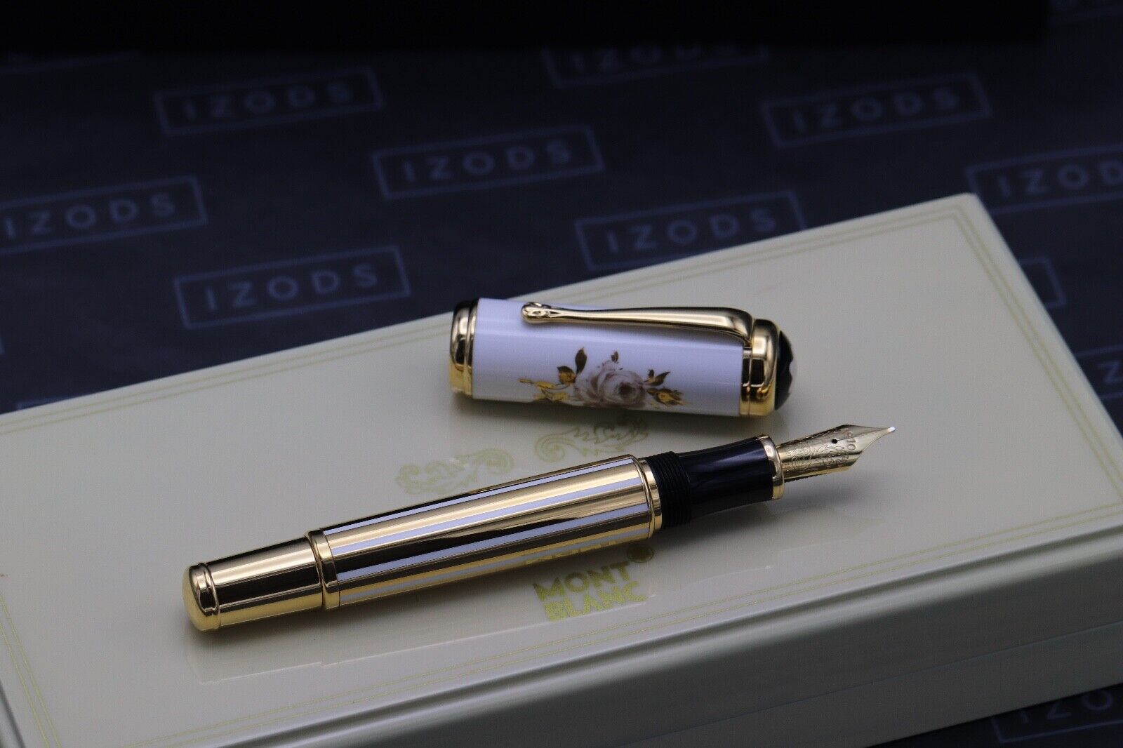 Montblanc Patron of Art 4810 Marquis de Pompadour Fountain Pen - SEALED - F Nib image 5