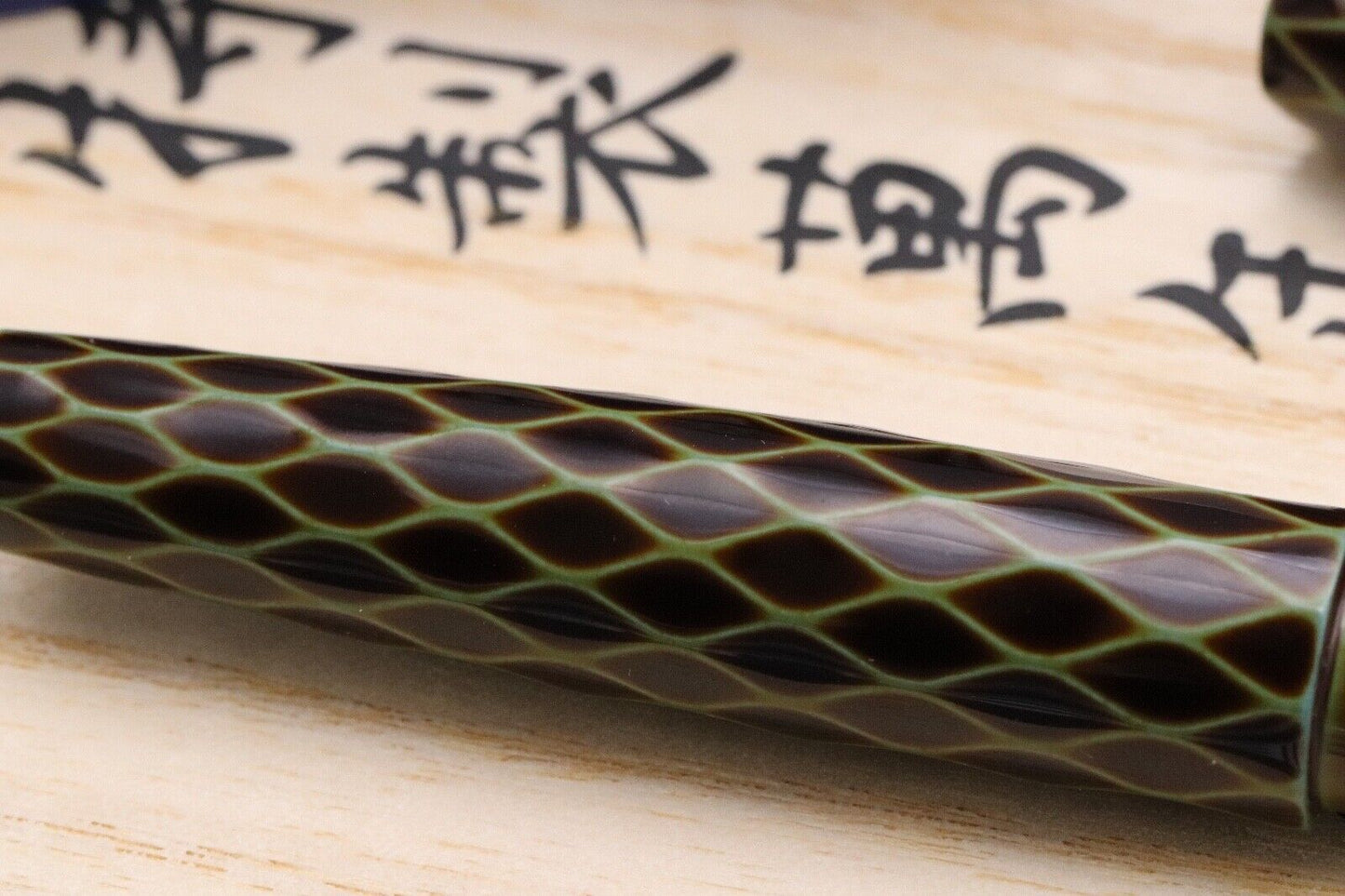 Nakaya Piccolo Tsumugi Amime Heki Tamenuri Fountain Pen - Broad Nib image 3