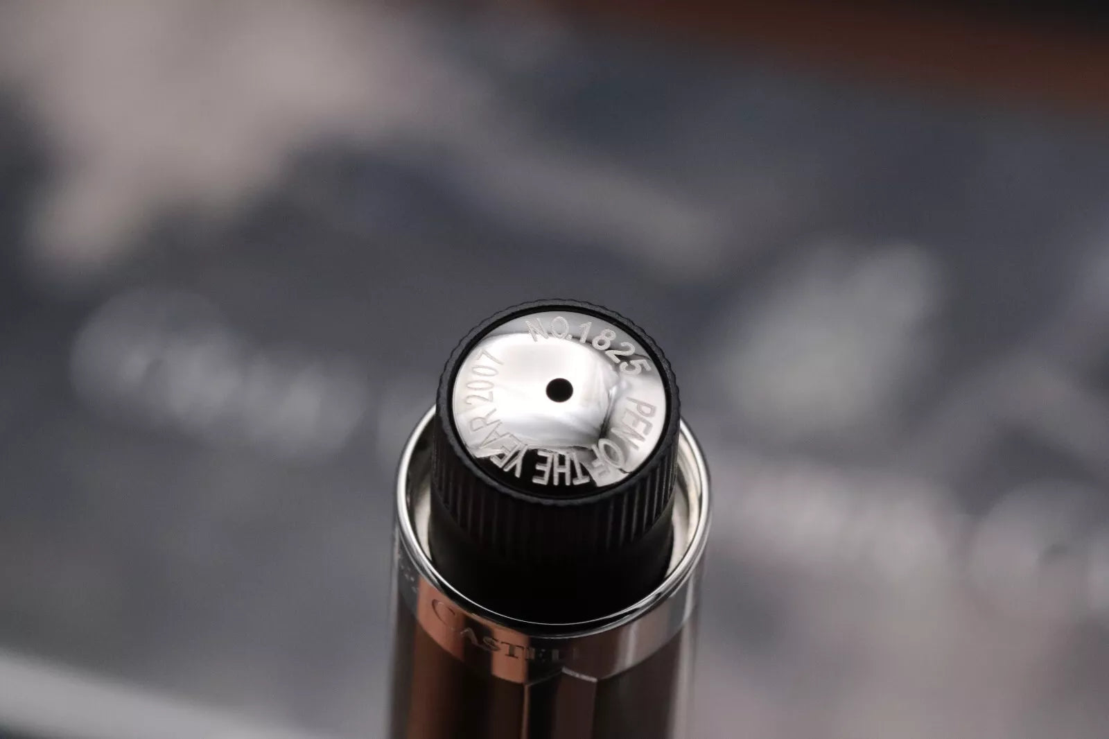 Graf von Faber-Castell Pen of the Year 2007 Petrified Wood Fountain Pen - UNUSED image 6