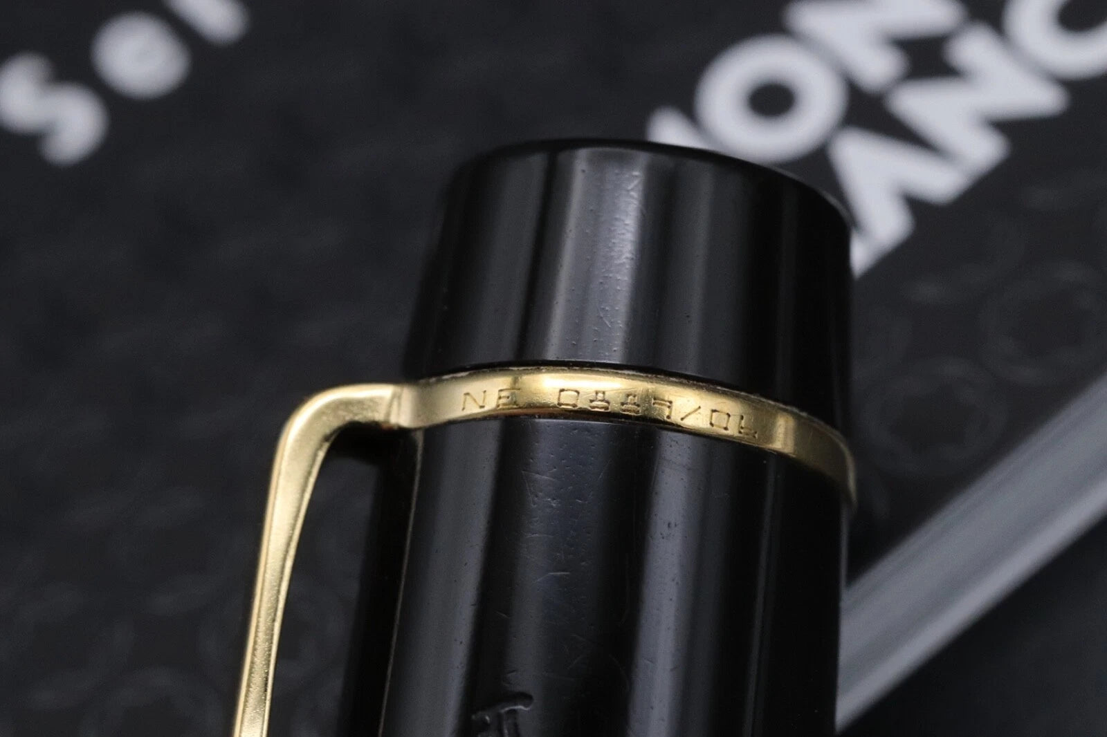 Montblanc Ernest Hemingway Writers Edition Ballpoint Pen image 4