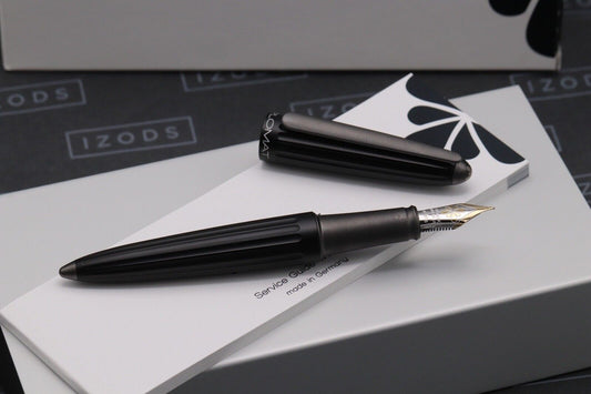 Diplomat Aero Black Fountain Pen - 14k Medium Nib image 1