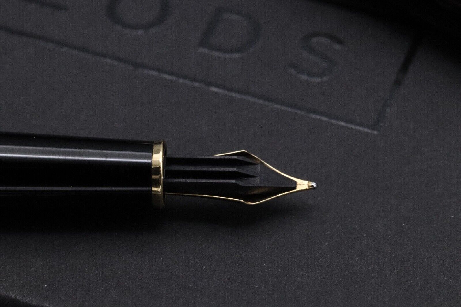 Montblanc Meisterstuck 144 Classique Gold Coated Fountain Pen - 1991-92 image 3