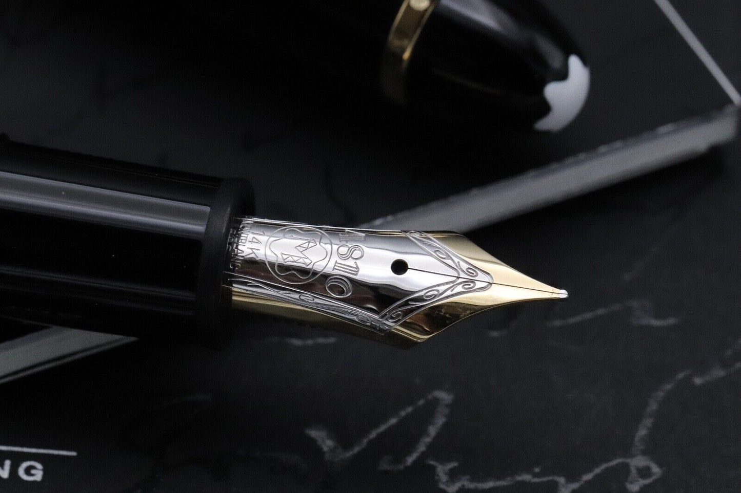 Montblanc Meisterstuck 147 Traveller Gold Coated Fountain Pen inc Pouch image 2