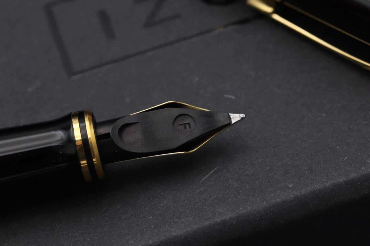 Parker Duofold Centennial Black Gold Trim Fountain Pen - MK1 1988 image 3