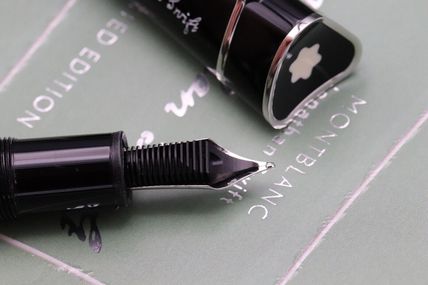 Montblanc Writers Edition Jonathan Swift Fountain Pen image 3