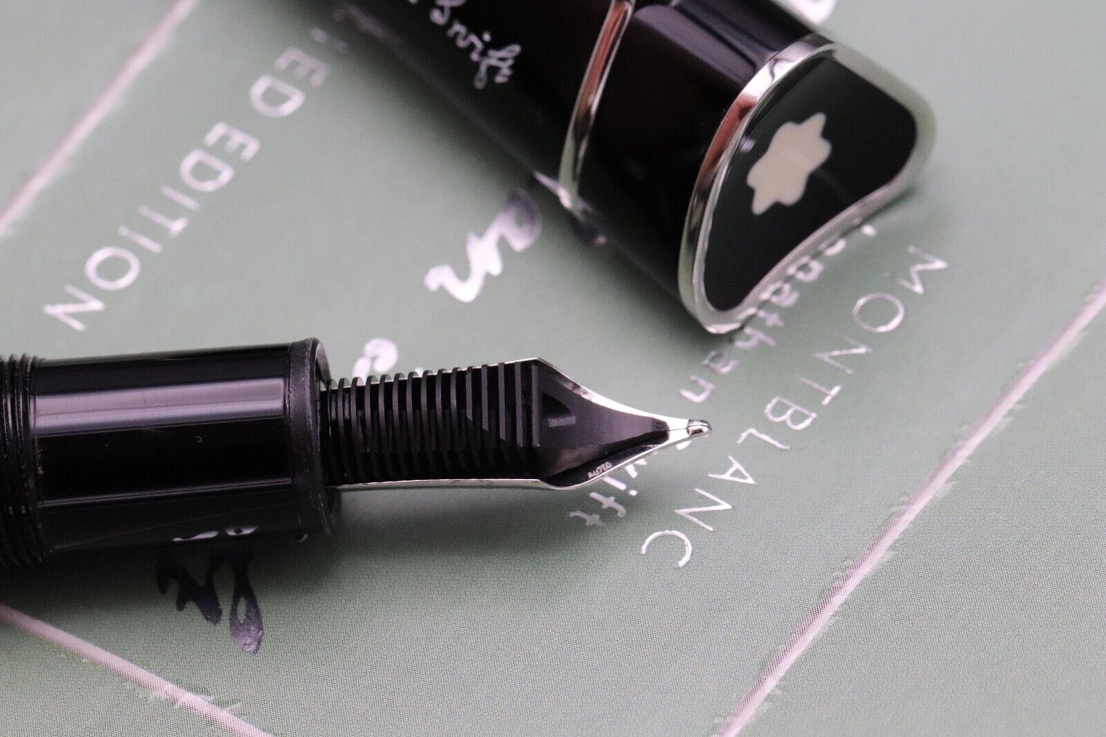 Montblanc Writers Edition Jonathan Swift Fountain Pen image 3