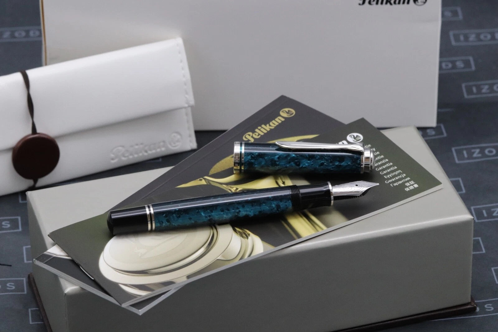 Pelikan Souveran M805 Ocean Swirl Special Edition Fountain Pen image 0