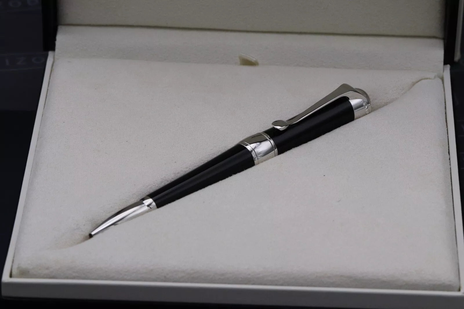 Montblanc Etoile de Montblanc Ballpoint Pen - UNUSED image 6