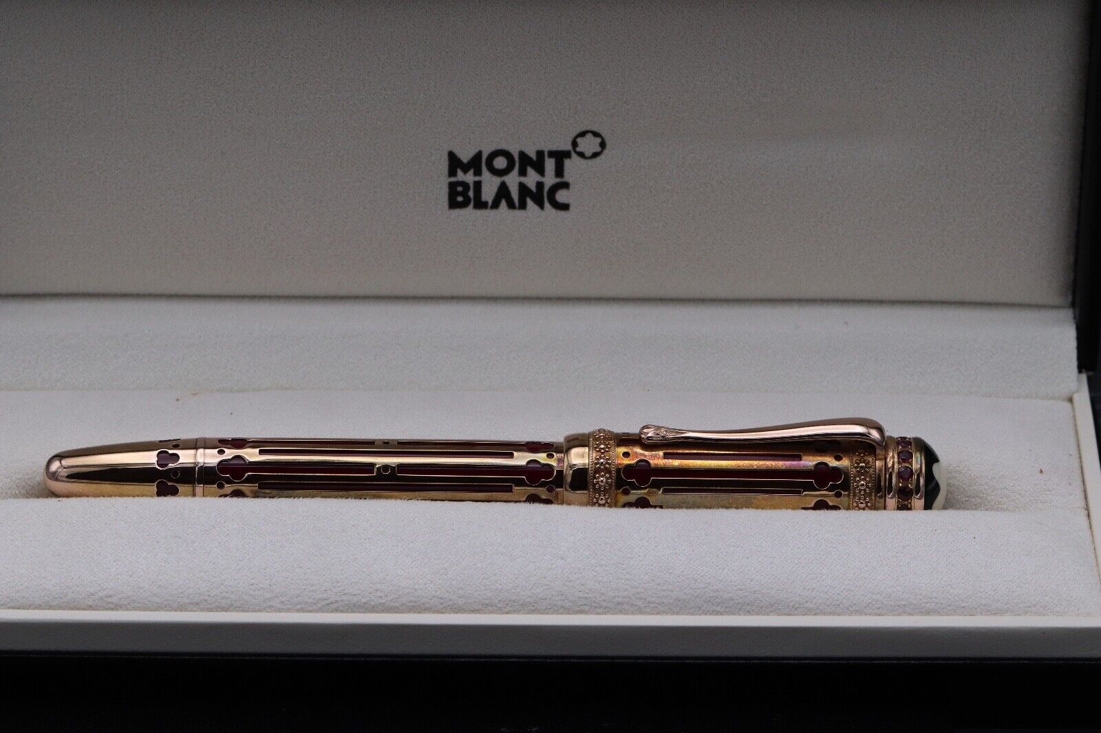 Montblanc Patron of Art Catherine The Great 888 Fountain Pen image 7