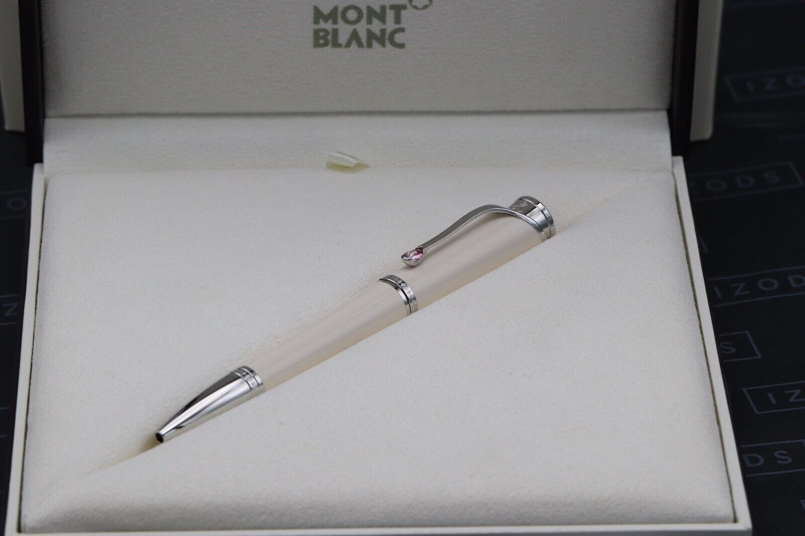 Montblanc Princesse Grace de Monaco Ivory-Resin Ballpoint Pen image 5