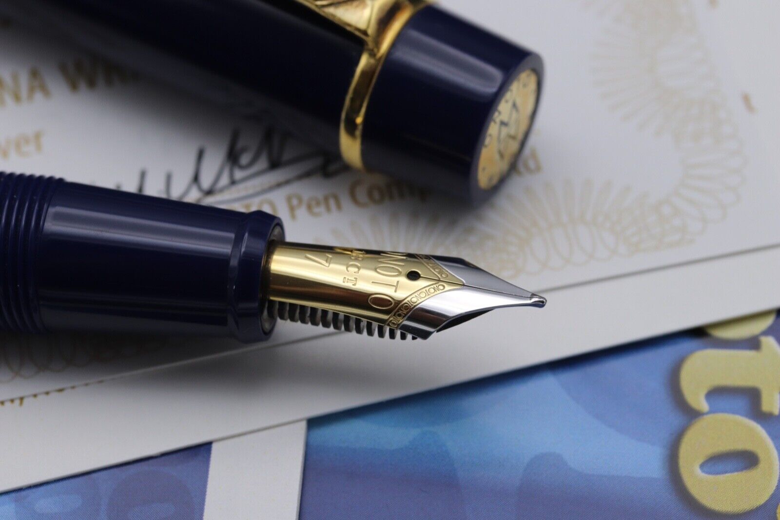 Onoto The Magna Writer Ultramarine Limited Edition Fountain Pen image 1