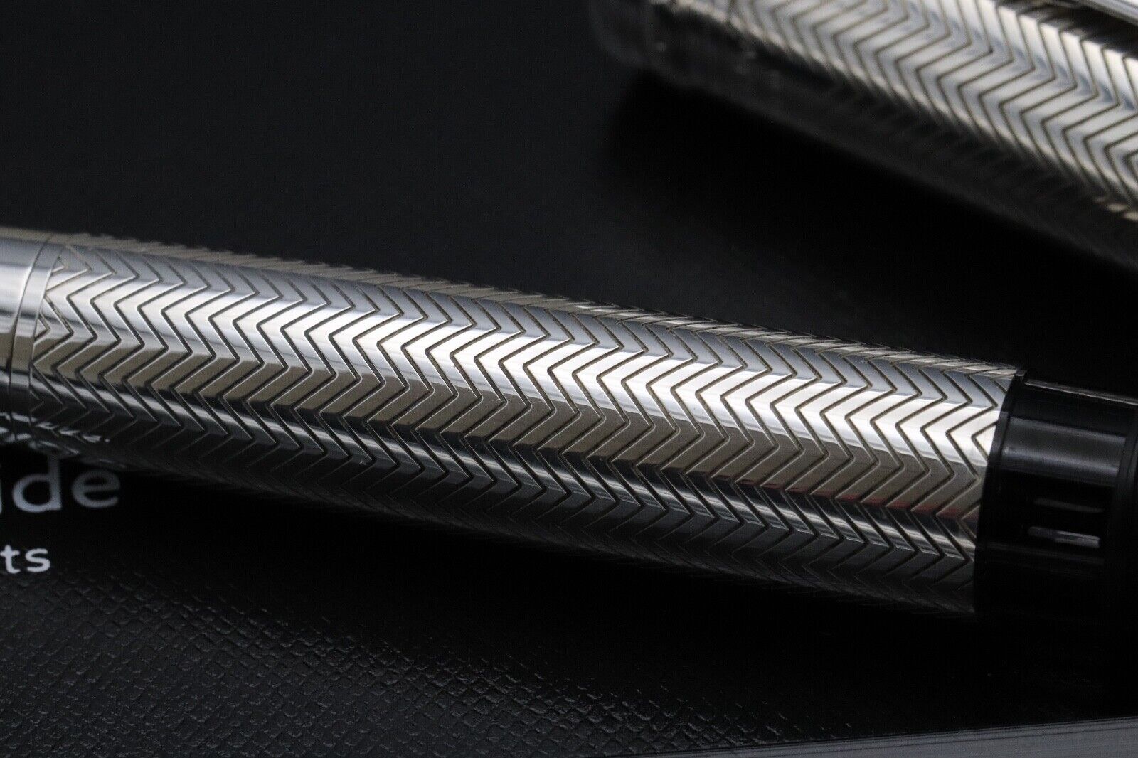 Montblanc Meisterstuck LeGrand Silver Barley Diamond Fountain Pen - UNUSED image 3
