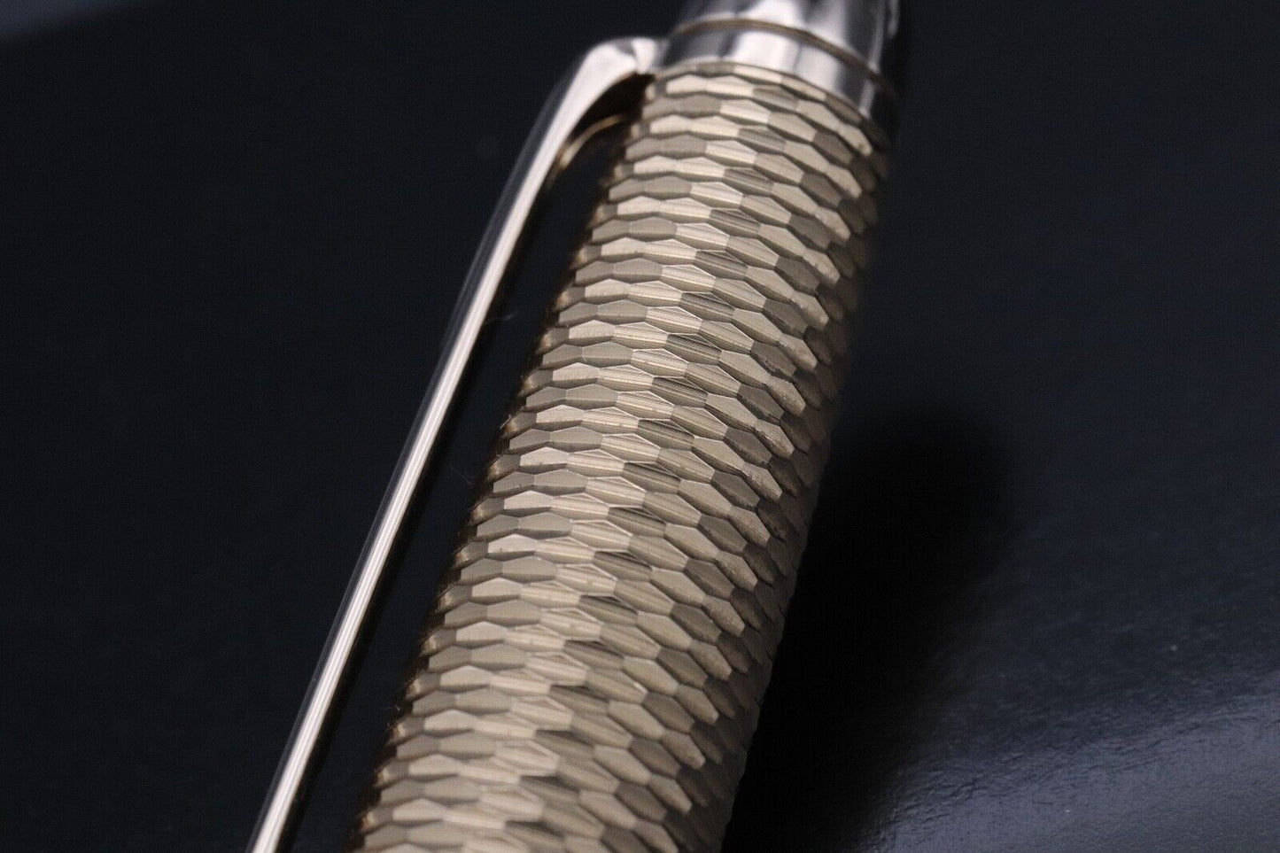 Montblanc Meisterstuck Classique Geometry Doue Ballpoint Pen image 4