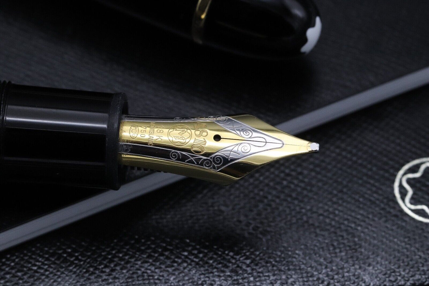 Montblanc Meisterstuck 149 Gold-Coated Fountain Pen - BB Nib image 2