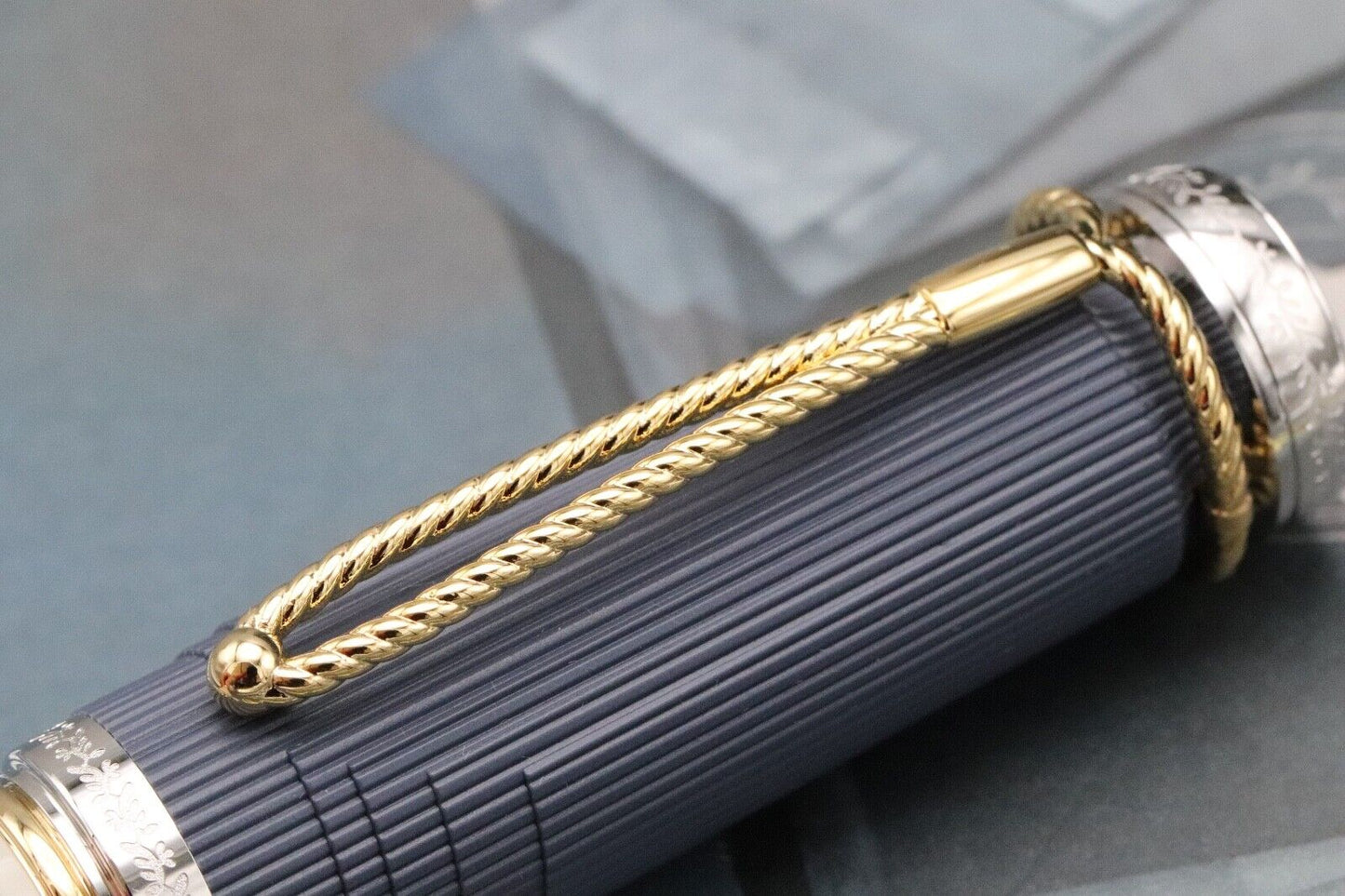Montblanc Writers Edition Jane Austen Rollerball Pen - UNUSED image 4