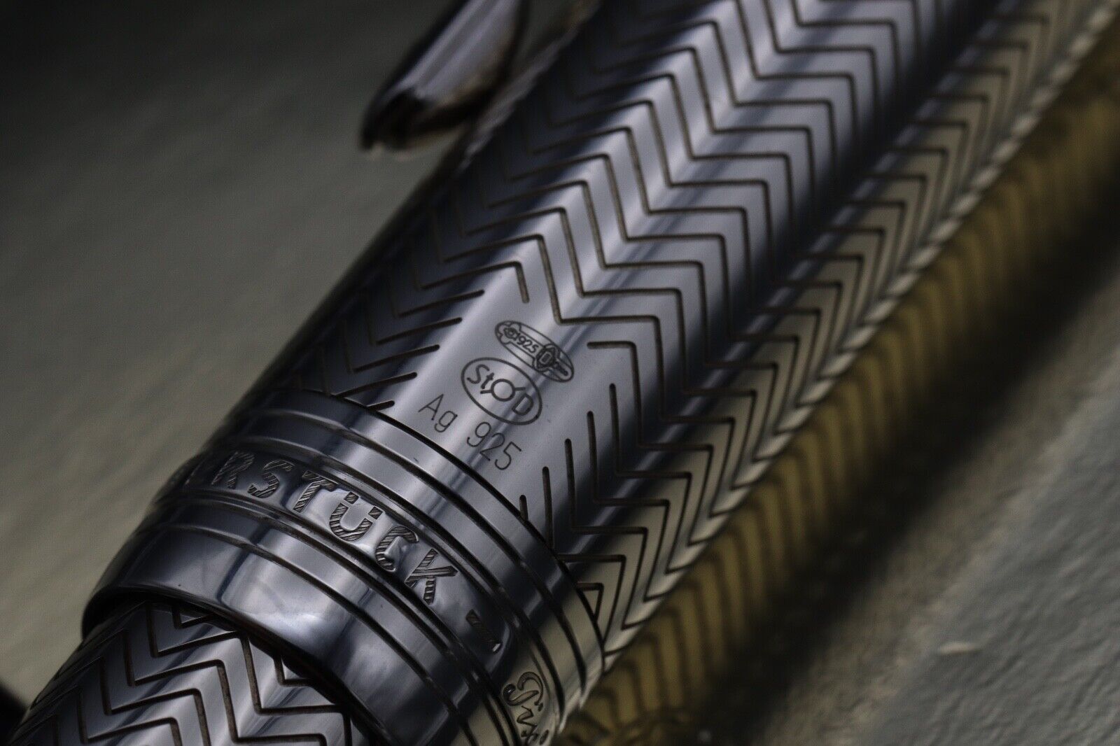 Montblanc Meisterstuck LeGrand Silver Barley Diamond Fountain Pen image 3