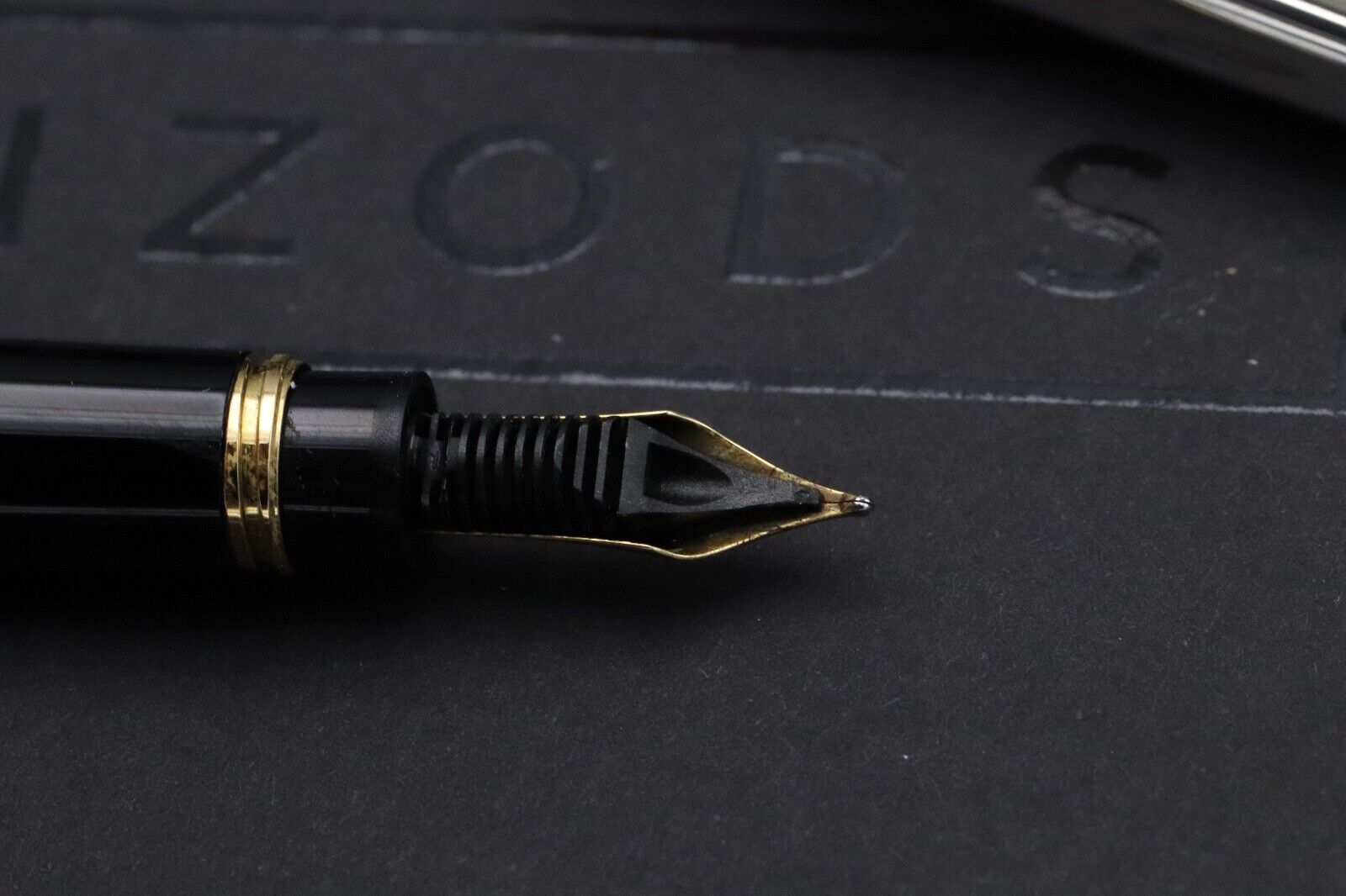 Montblanc Meisterstück 114 Mozart AG925 Solitaire Pinstripe Fountain Pen image 4