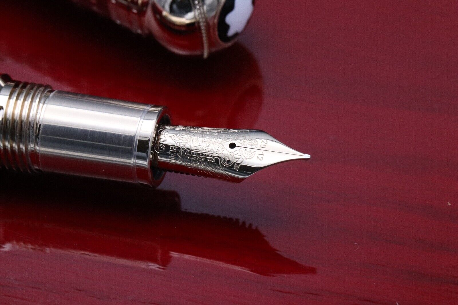 Montblanc Patron Of Art Joseph II 4810 Fountain Pen – UNUSED image 2