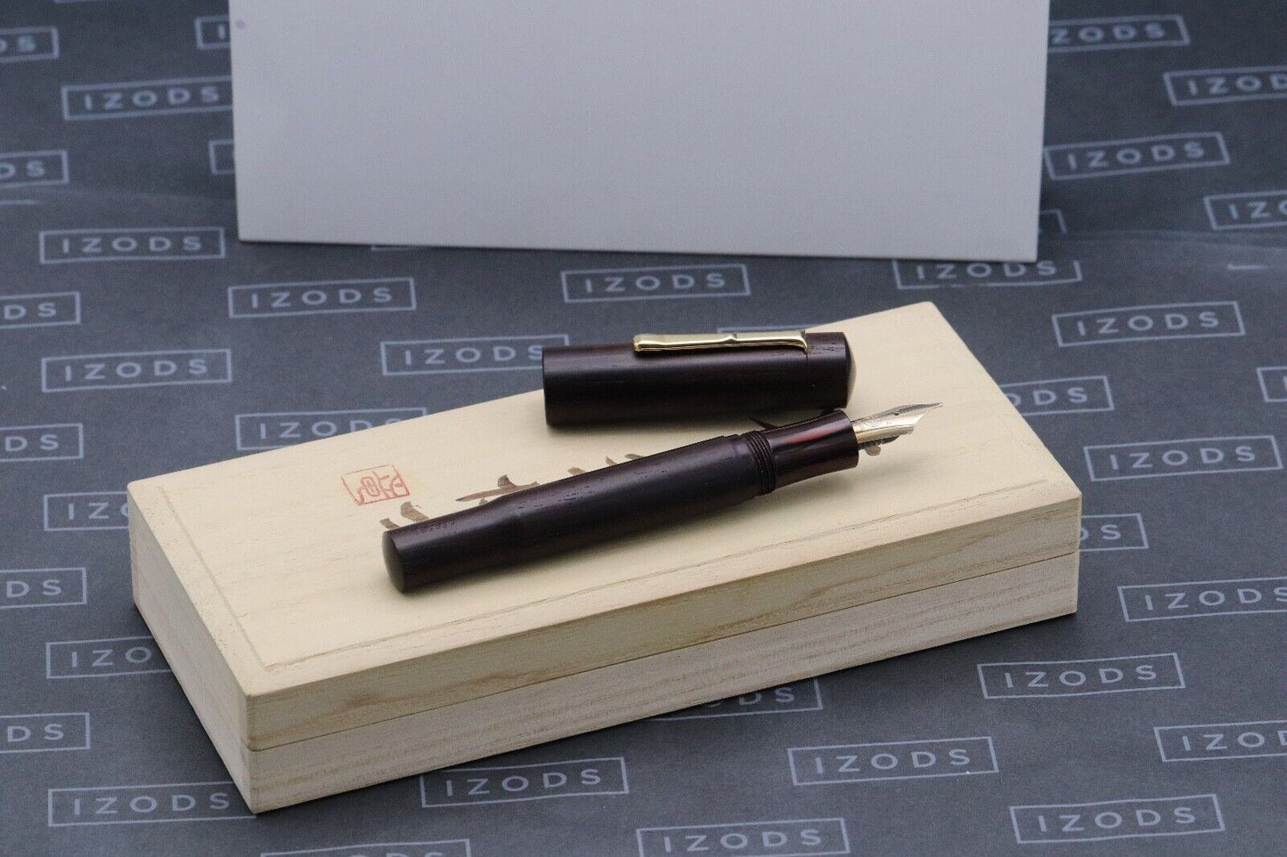 Hakase RW10B Rosewood Fountain Pen - Stub Nib image 0