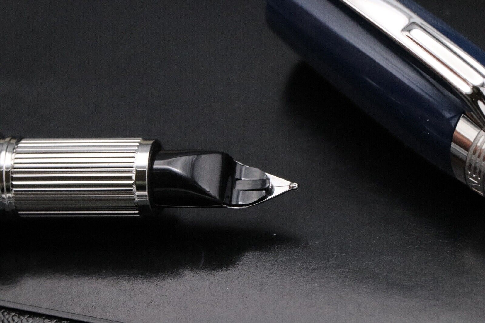 Montblanc Starwalker Blue Planet Fountain Pen – UNUSED image 4